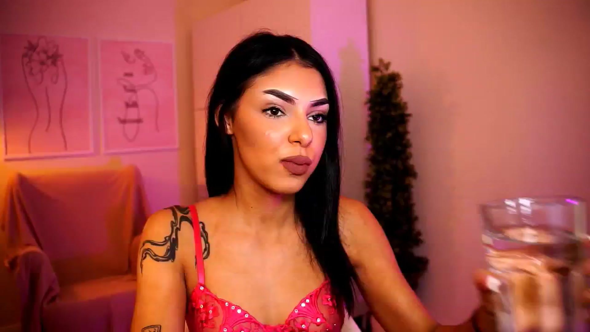 Gallery image thumbnail from Playfuljust18's myfreecams stream on, 06/06/2024, 17:02 image 7 of 20