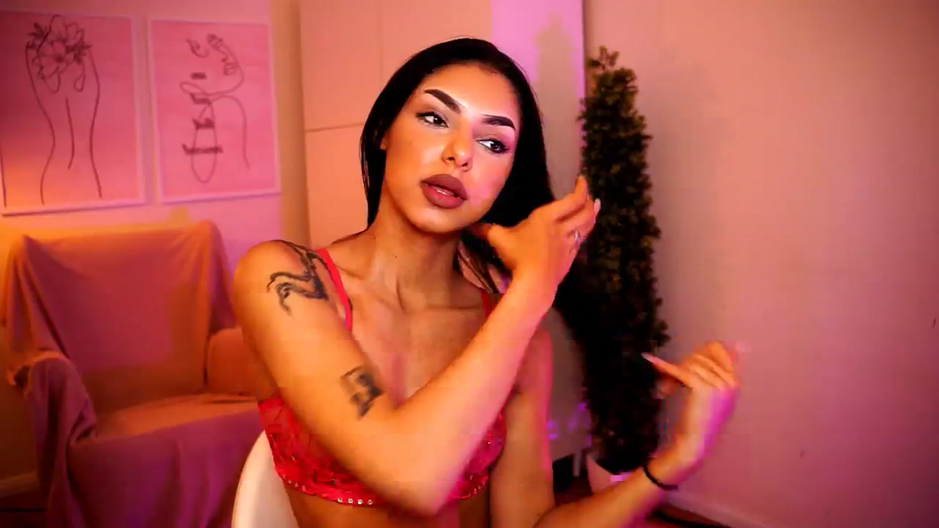 Gallery image thumbnail from Playfuljust18's myfreecams stream on, 06/06/2024, 21:00 image 6 of 20