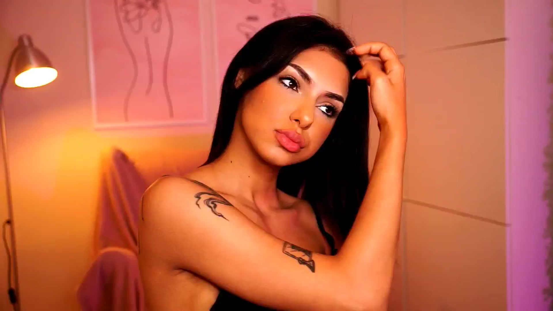 Gallery image thumbnail from Playfuljust18's myfreecams stream on, 06/15/2024, 14:44 image 17 of 20