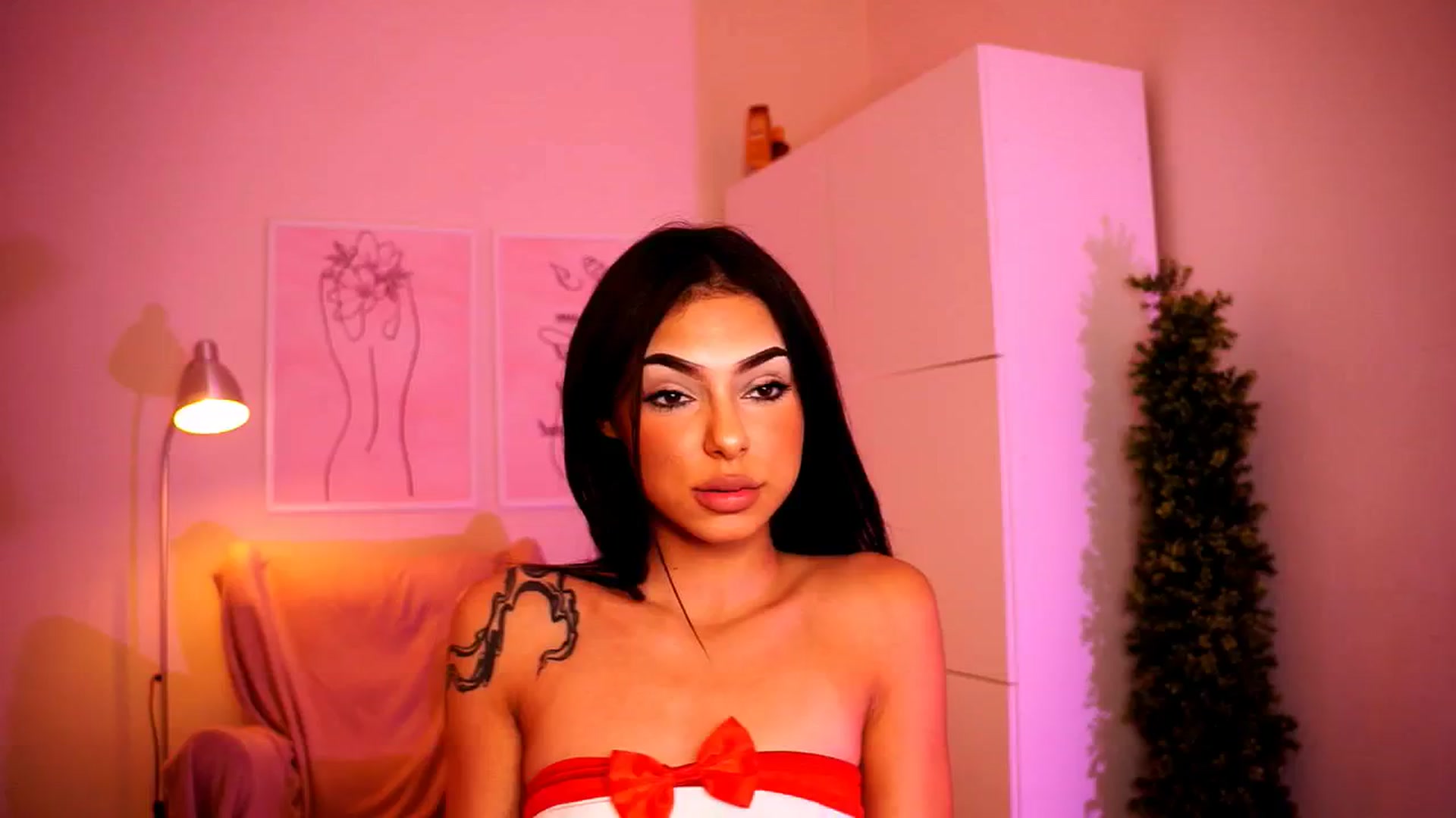 Gallery image thumbnail from Playfuljust18's myfreecams stream on, 07/05/2024, 19:35 image 13 of 20