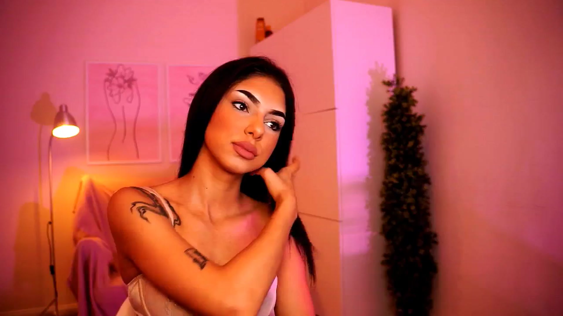 Gallery image thumbnail from Playfuljust18's myfreecams stream on, 07/06/2024, 11:00 image 10 of 20