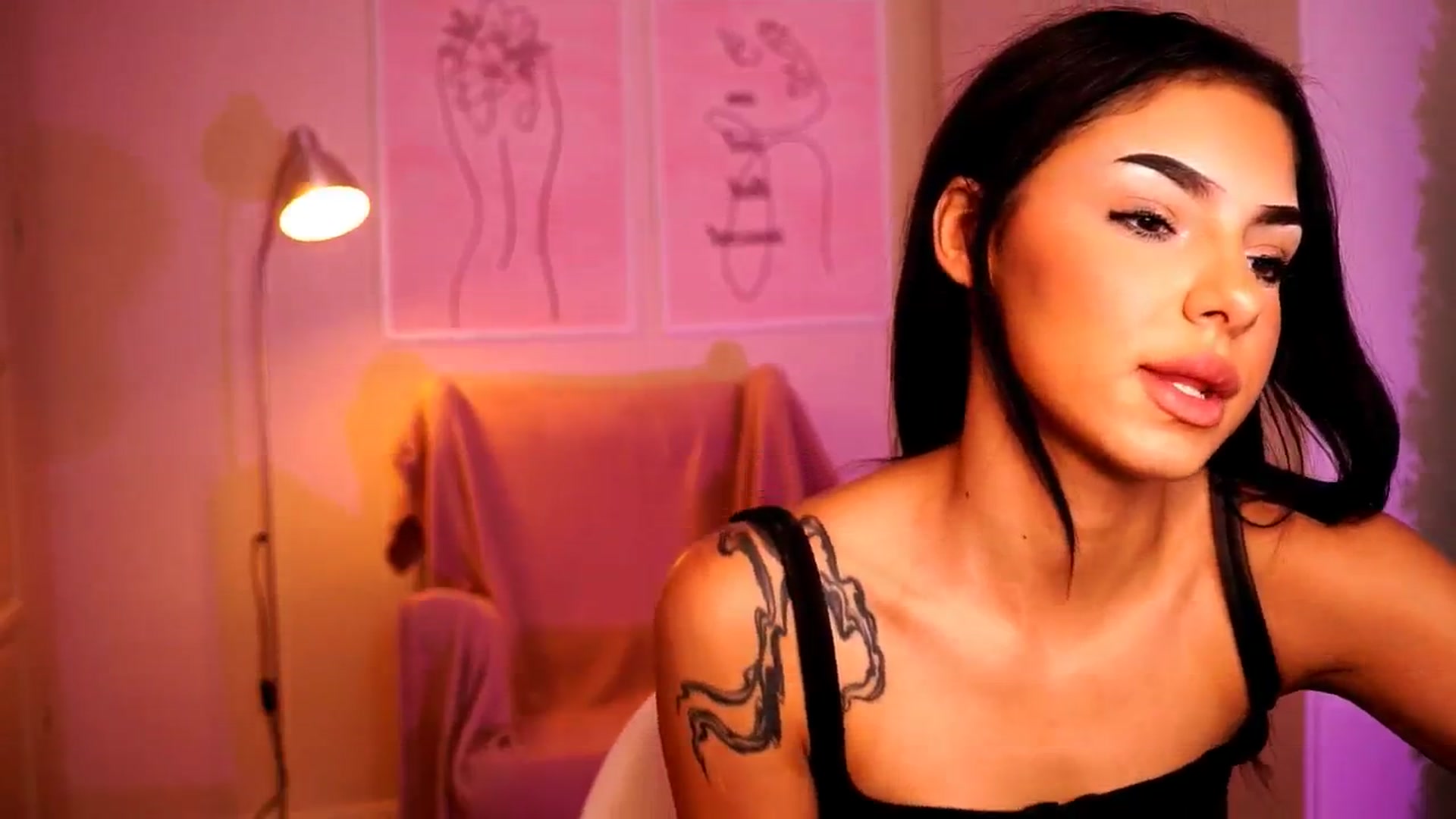 Gallery image thumbnail from Playfuljust18's myfreecams stream on, 07/07/2024, 18:09 image 5 of 20