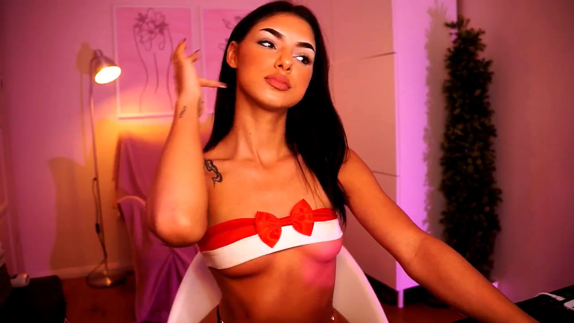 Gallery image thumbnail from Playfuljust18's myfreecams stream on, 07/10/2024, 13:41 image 3 of 20