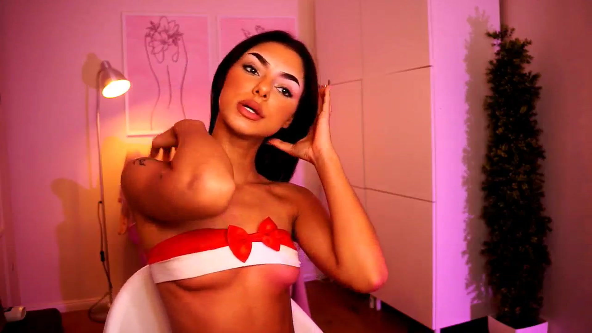 Gallery image thumbnail from Playfuljust18's myfreecams stream on, 07/10/2024, 13:41 image 10 of 20