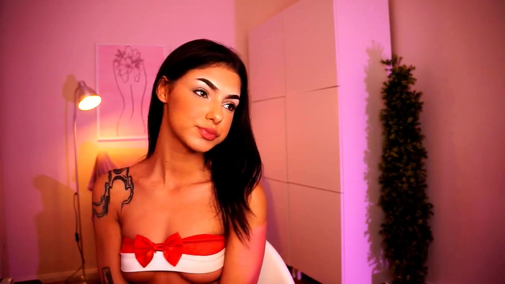 Gallery image thumbnail from Playfuljust18's myfreecams stream on, 07/10/2024, 16:54 image 2 of 20