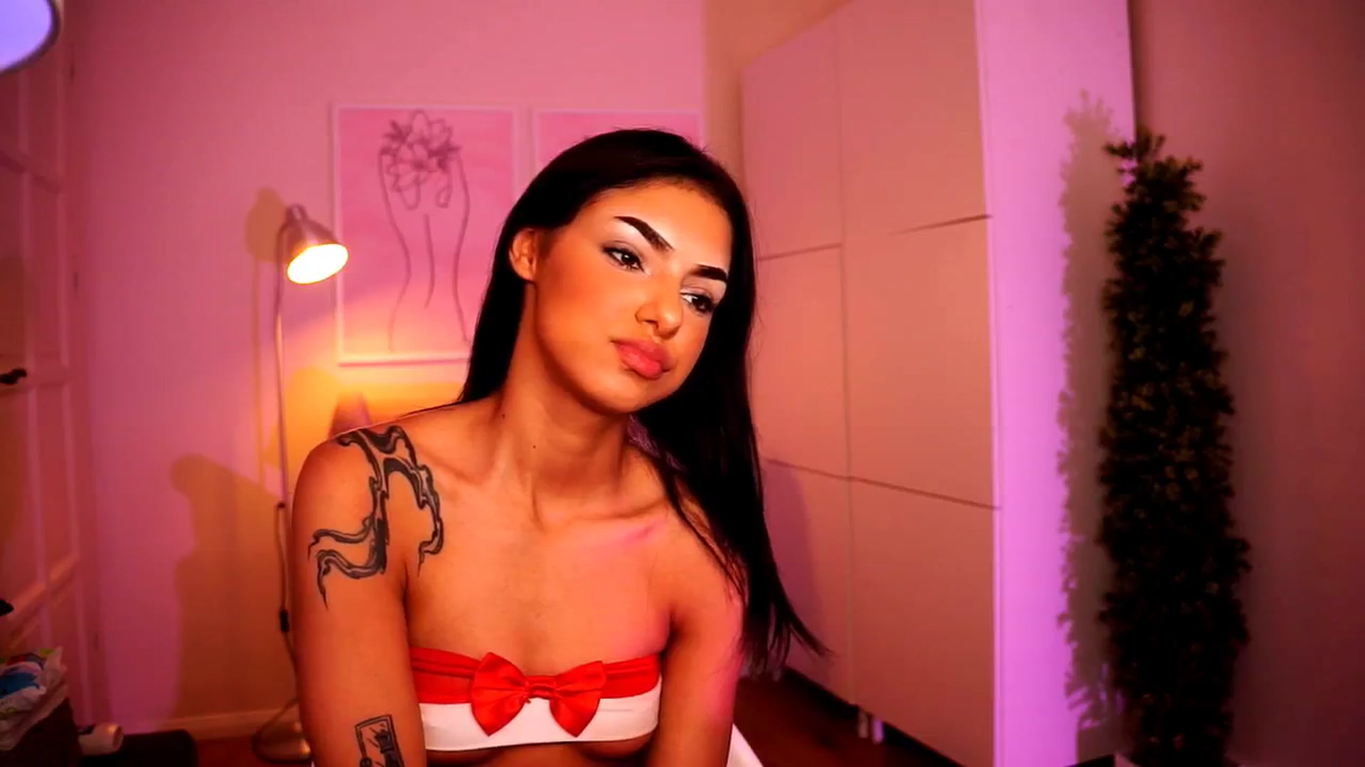 Gallery image thumbnail from Playfuljust18's myfreecams stream on, 07/10/2024, 16:54 image 17 of 20