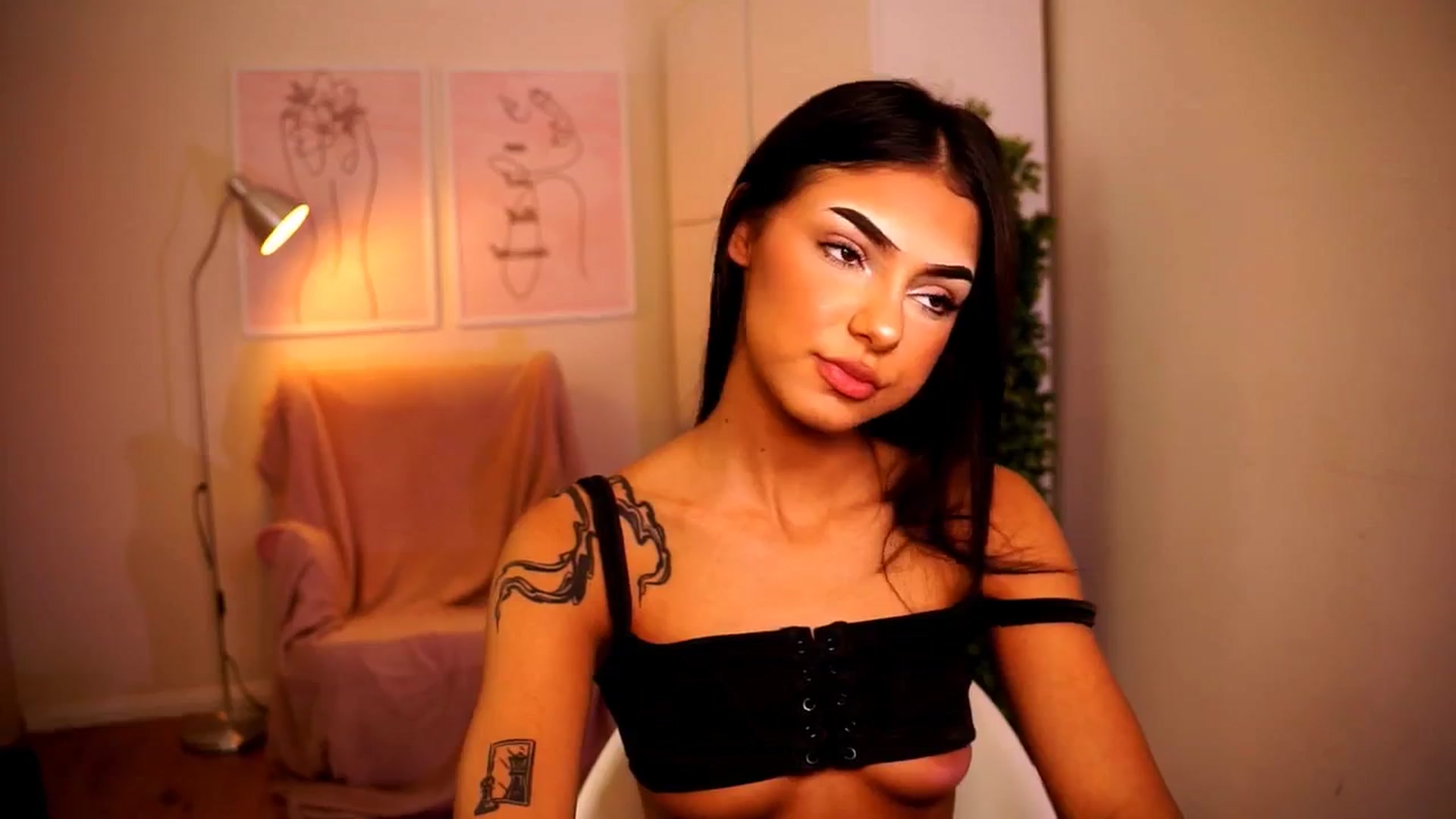 Gallery image thumbnail from Playfuljust18's myfreecams stream on, 07/22/2024, 17:07 image 17 of 20
