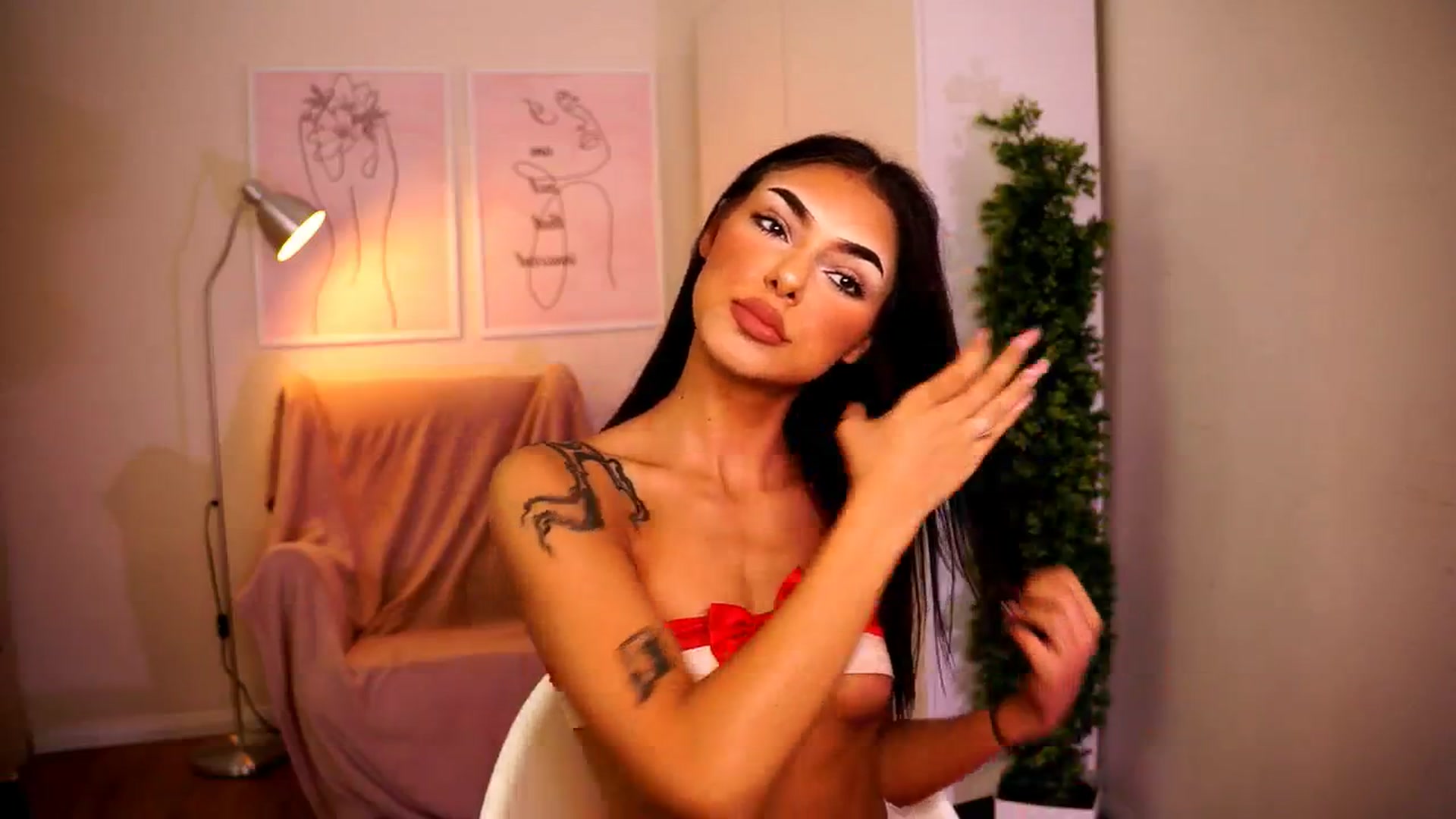 Gallery image thumbnail from Playfuljust18's myfreecams stream on, 07/23/2024, 15:58 image 2 of 20