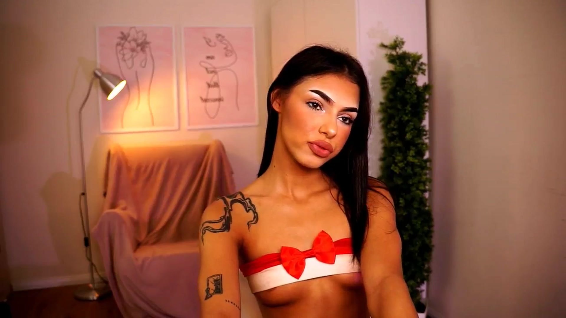 Gallery image thumbnail from Playfuljust18's myfreecams stream on, 07/23/2024, 15:58 image 5 of 20