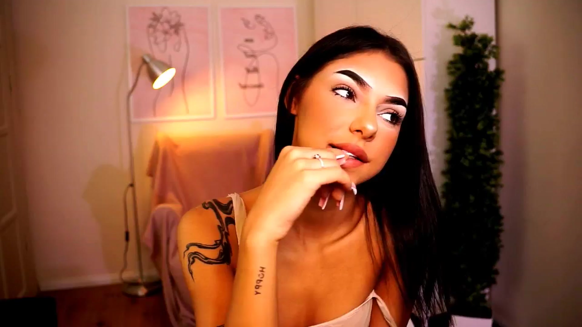 Gallery image thumbnail from Playfuljust18's myfreecams stream on, 07/26/2024, 08:57 image 11 of 20