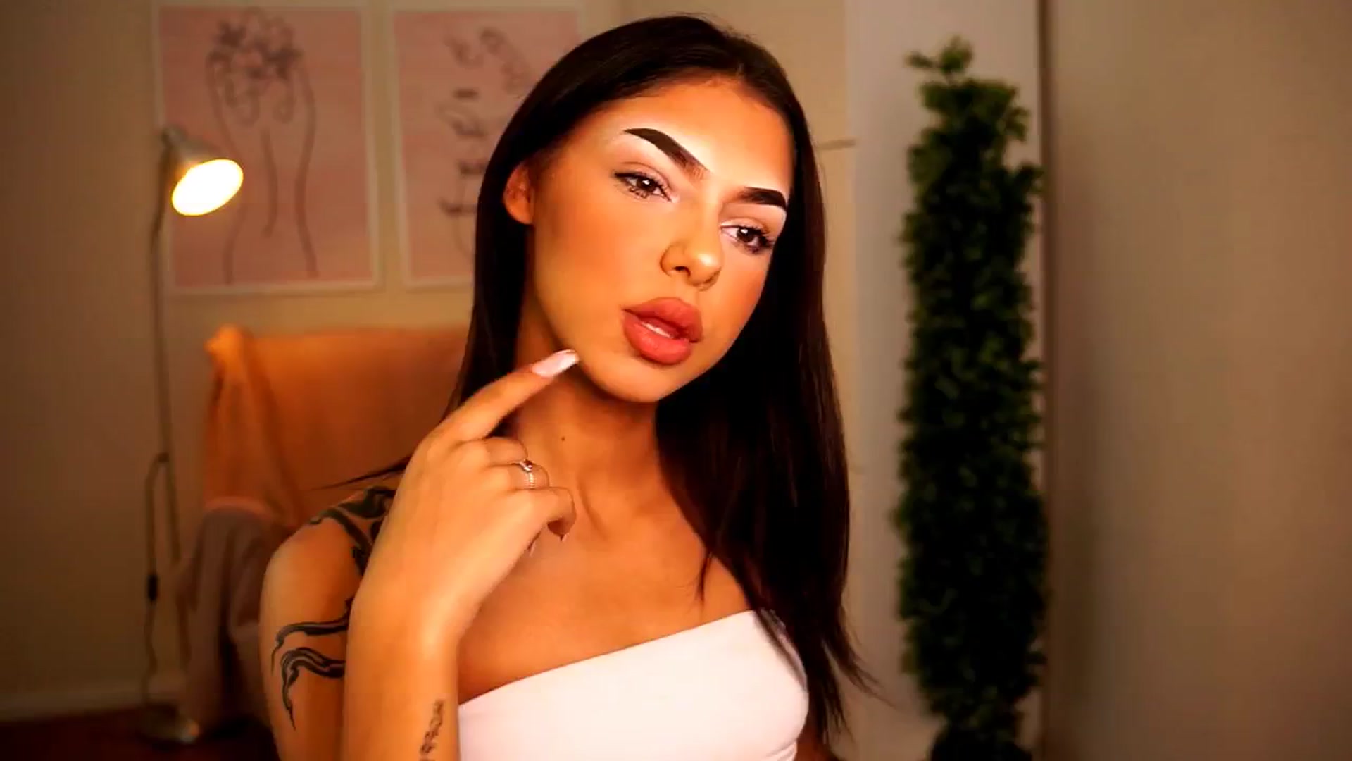 Gallery image thumbnail from Playfuljust18's myfreecams stream on, 07/27/2024, 12:37 image 1 of 20