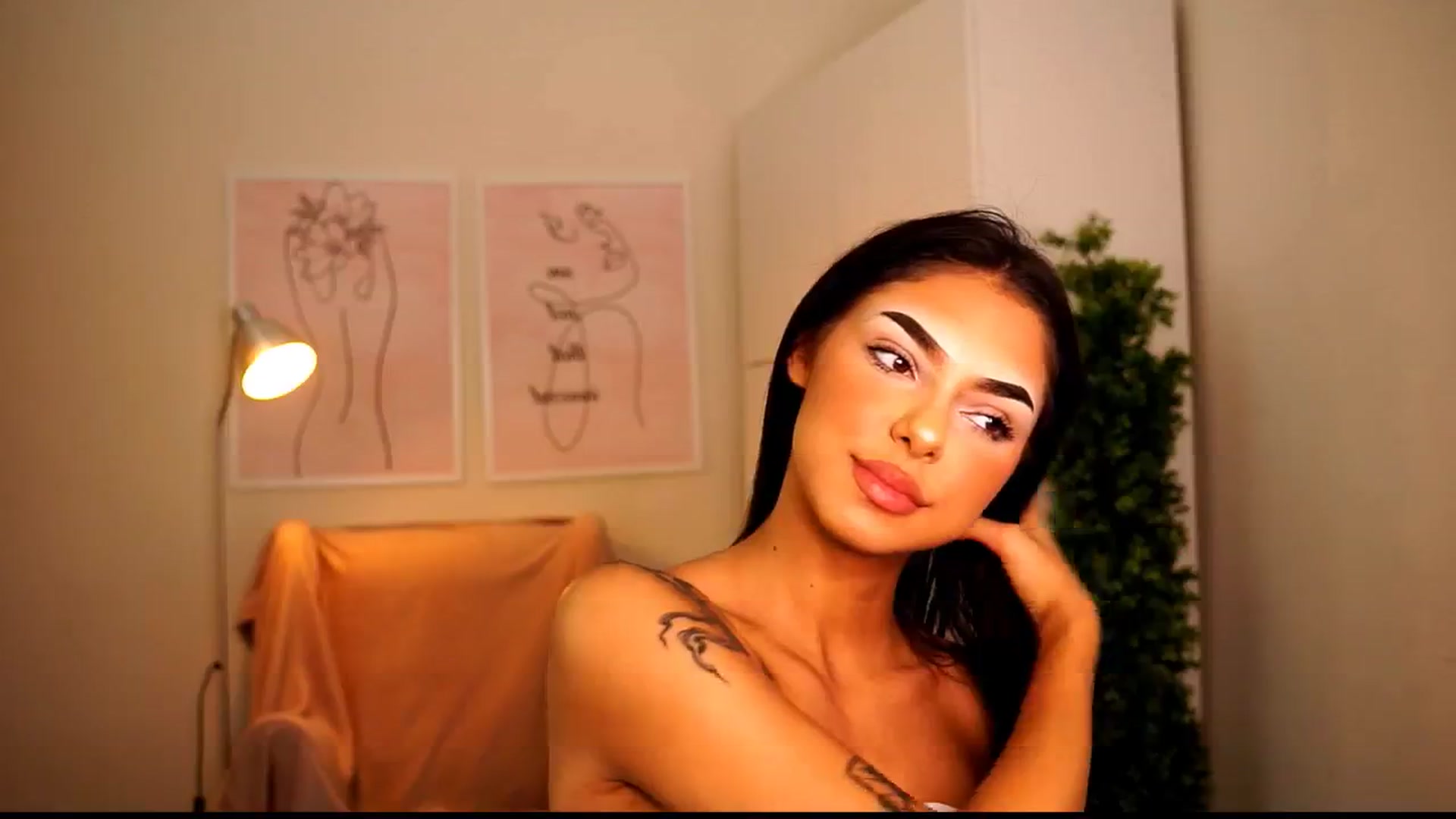 Gallery image thumbnail from Playfuljust18's myfreecams stream on, 07/27/2024, 13:48 image 5 of 20