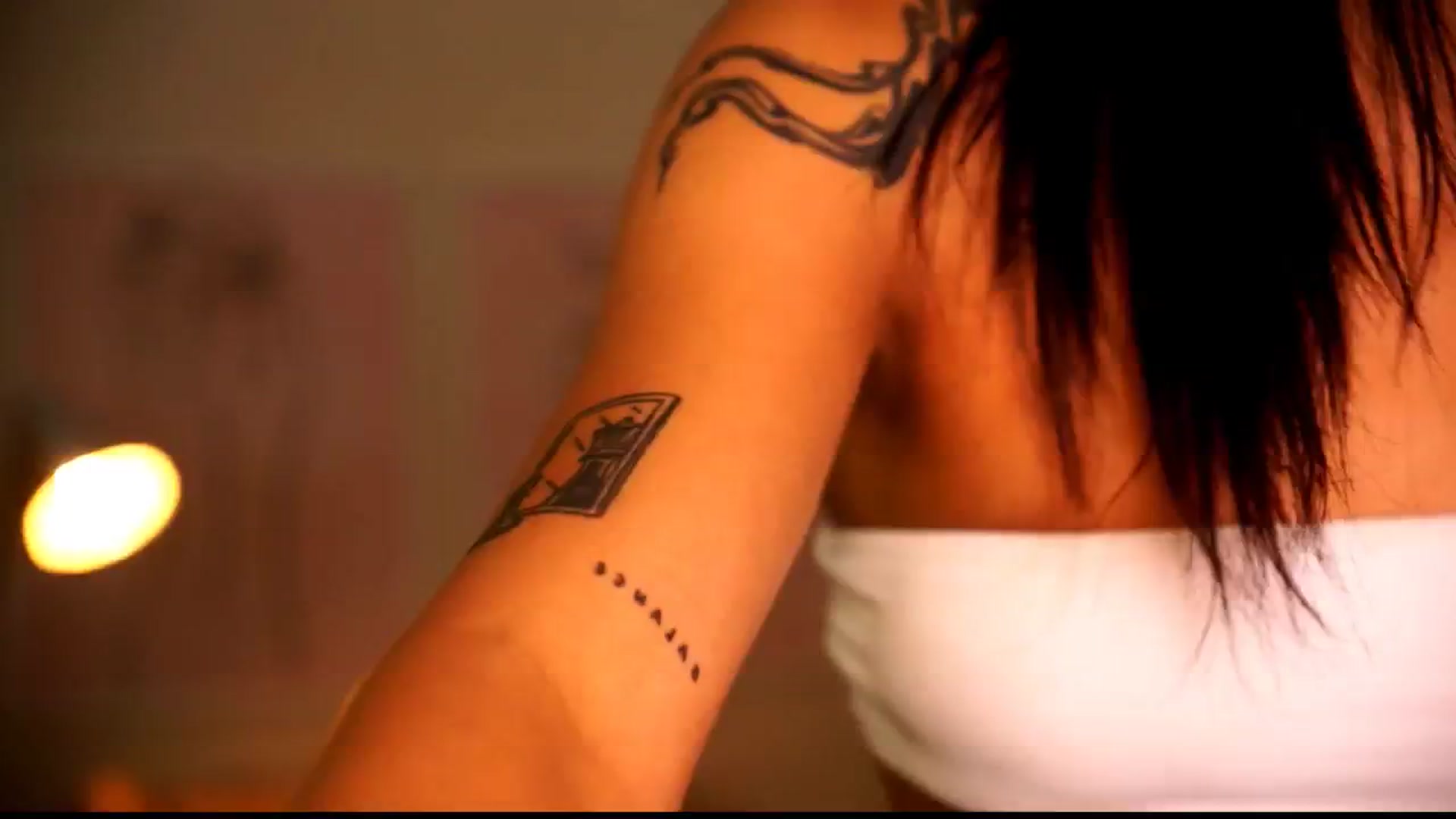 Gallery image thumbnail from Playfuljust18's myfreecams stream on, 07/27/2024, 13:48 image 10 of 20