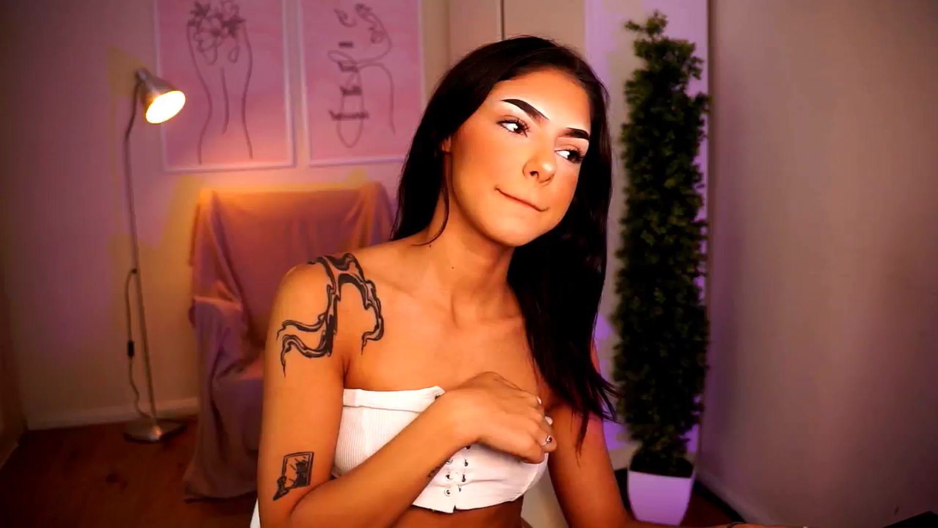 Gallery image thumbnail from Playfuljust18's myfreecams stream on, 07/29/2024, 12:00 image 1 of 20