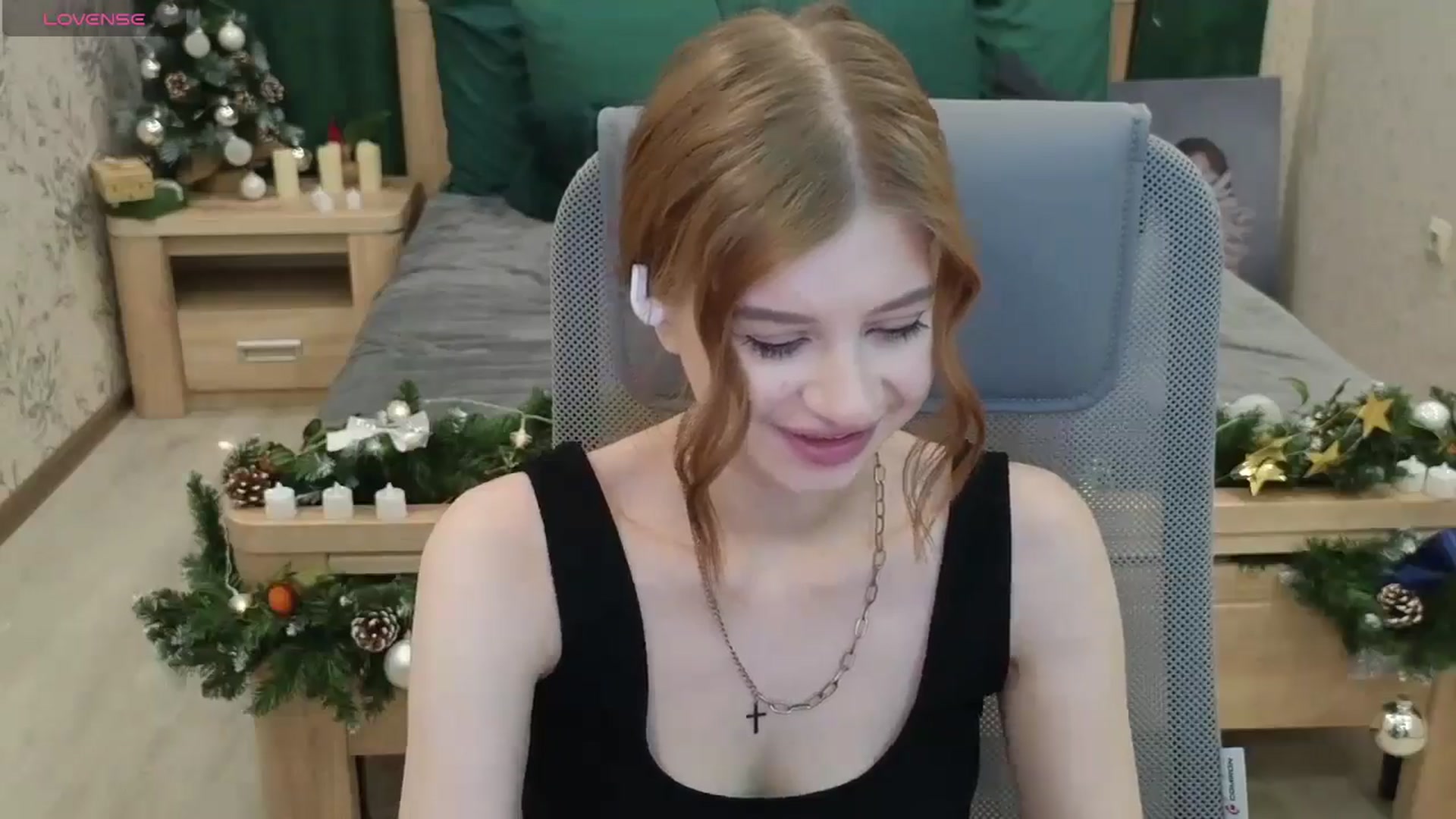 Gallery image thumbnail from Playmind's myfreecams stream on, 12/19/2024, 08:39 image 11 of 20