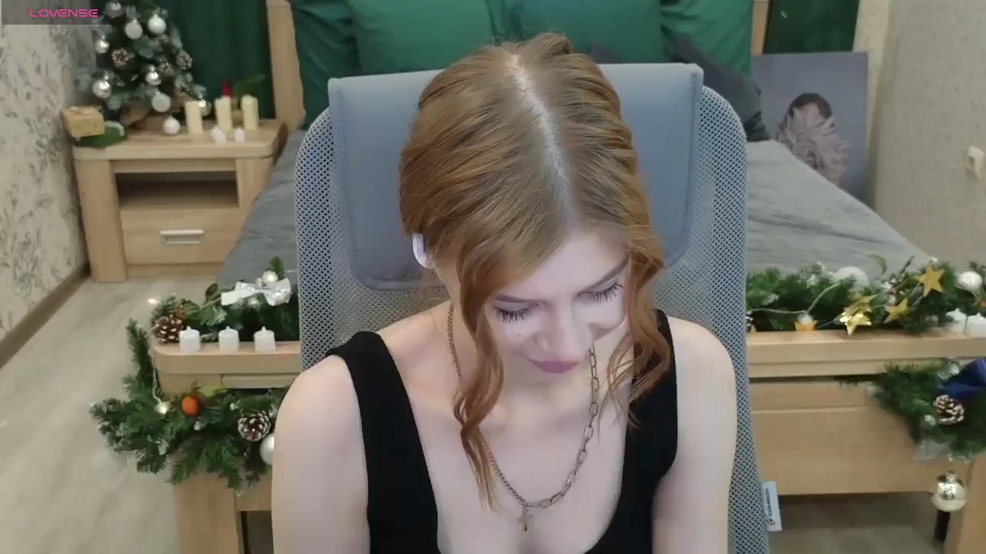 Gallery image thumbnail from Playmind's myfreecams stream on, 12/19/2024, 08:39 image 1 of 20