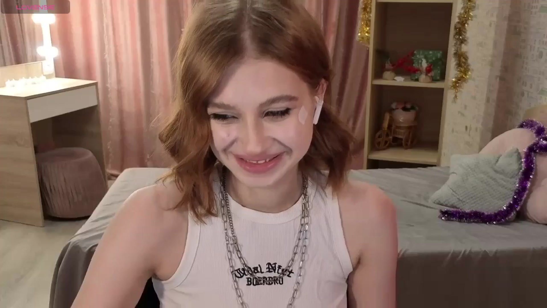 Gallery image thumbnail from Playmind's myfreecams stream on, 12/31/2024, 09:22 image 10 of 20
