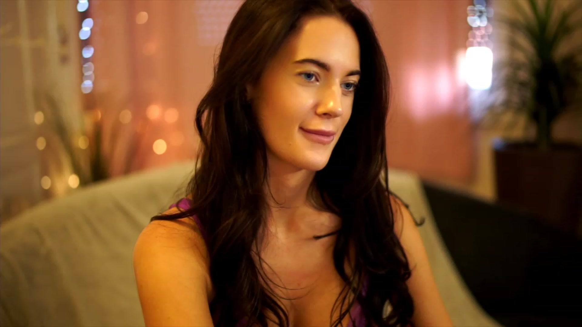 Gallery image thumbnail from PlsDontellMom's myfreecams stream on, 09/15/2023, 15:03 image 4 of 20