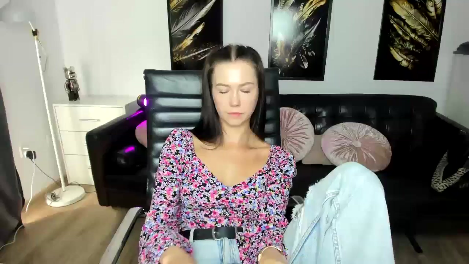 Gallery image thumbnail from Plumeriaa's myfreecams stream on, 07/04/2024, 15:00 image 19 of 20