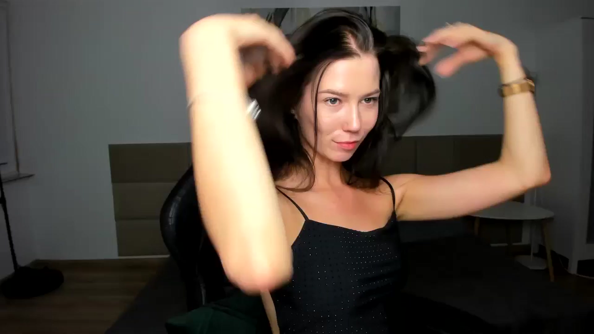 Gallery image thumbnail from Plumeriaa's myfreecams stream on, 07/07/2024, 20:00 image 4 of 20