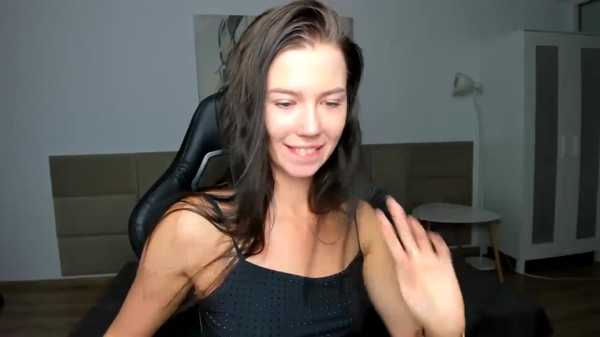 Gallery image thumbnail from Plumeriaa's myfreecams stream on, 07/07/2024, 20:00 image 12 of 20