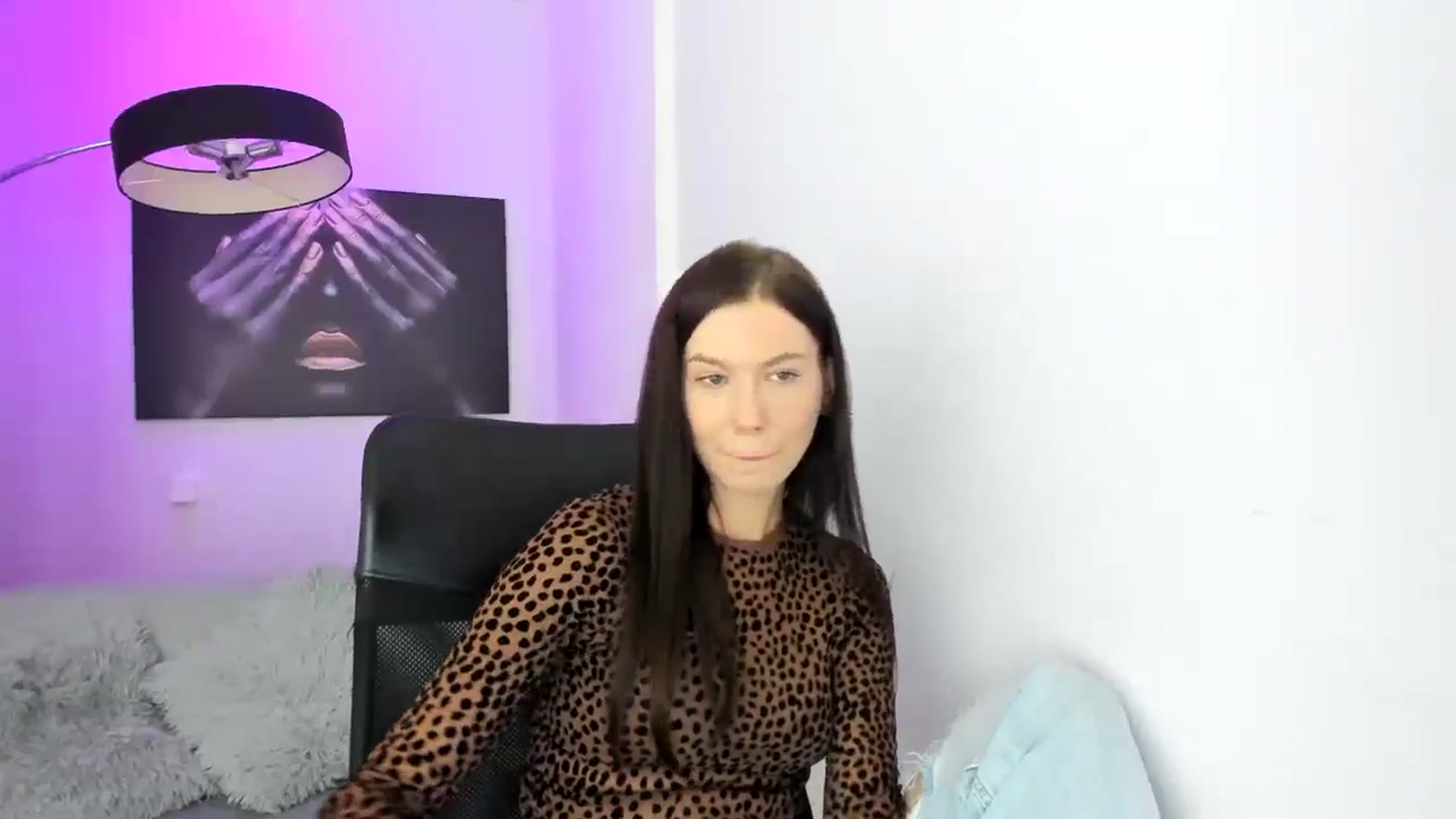 Gallery image thumbnail from Plumeriaa's myfreecams stream on, 07/08/2024, 17:39 image 12 of 20