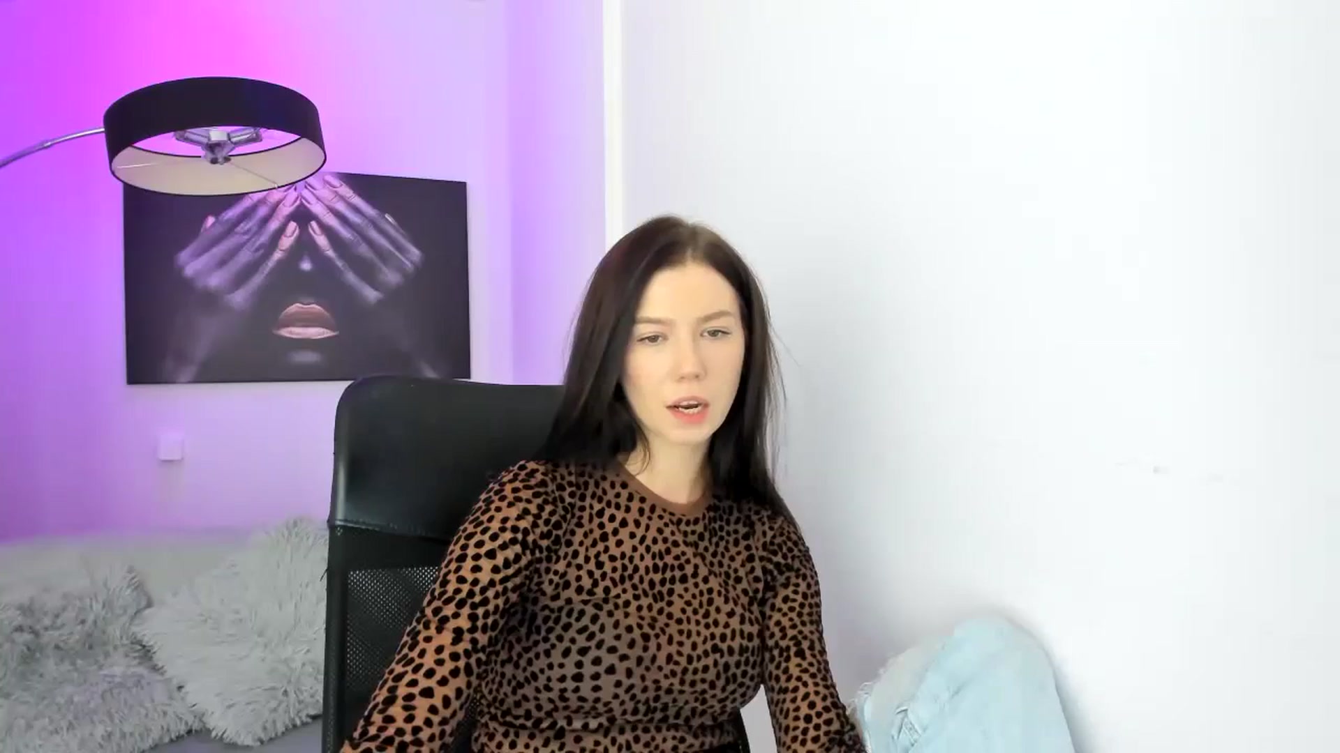 Gallery image thumbnail from Plumeriaa's myfreecams stream on, 07/08/2024, 17:39 image 15 of 20