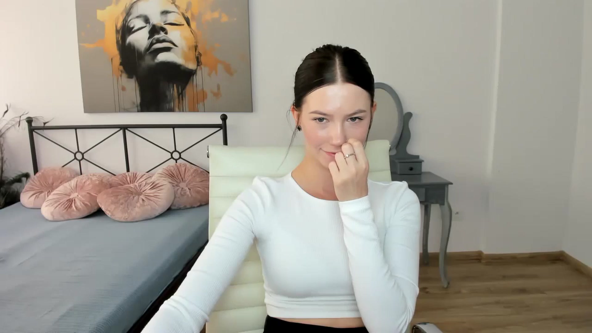 Gallery image thumbnail from Plumeriaa's myfreecams stream on, 07/18/2024, 13:26 image 3 of 20