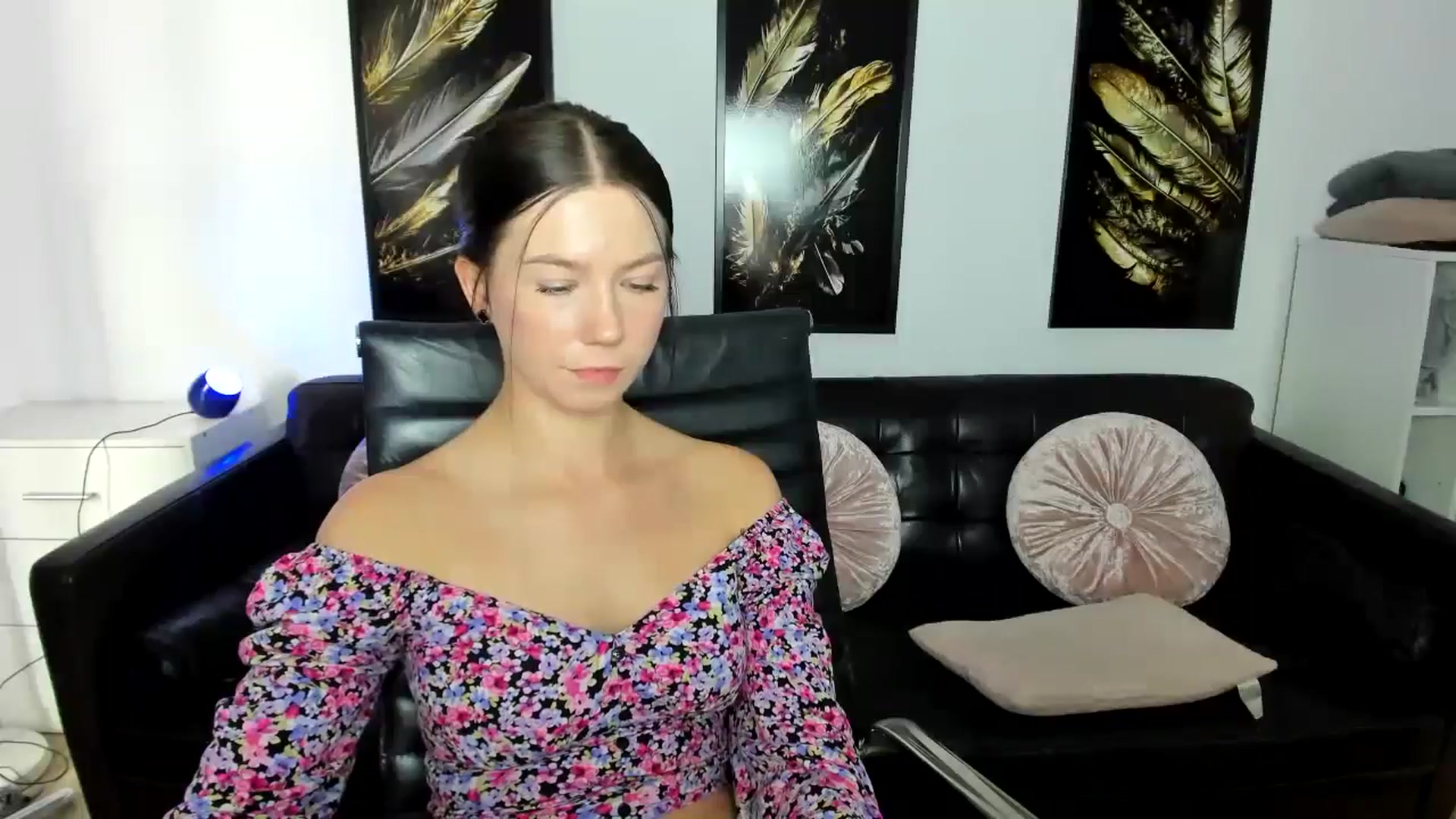 Gallery image thumbnail from Plumeriaa's myfreecams stream on, 07/25/2024, 13:06 image 6 of 20