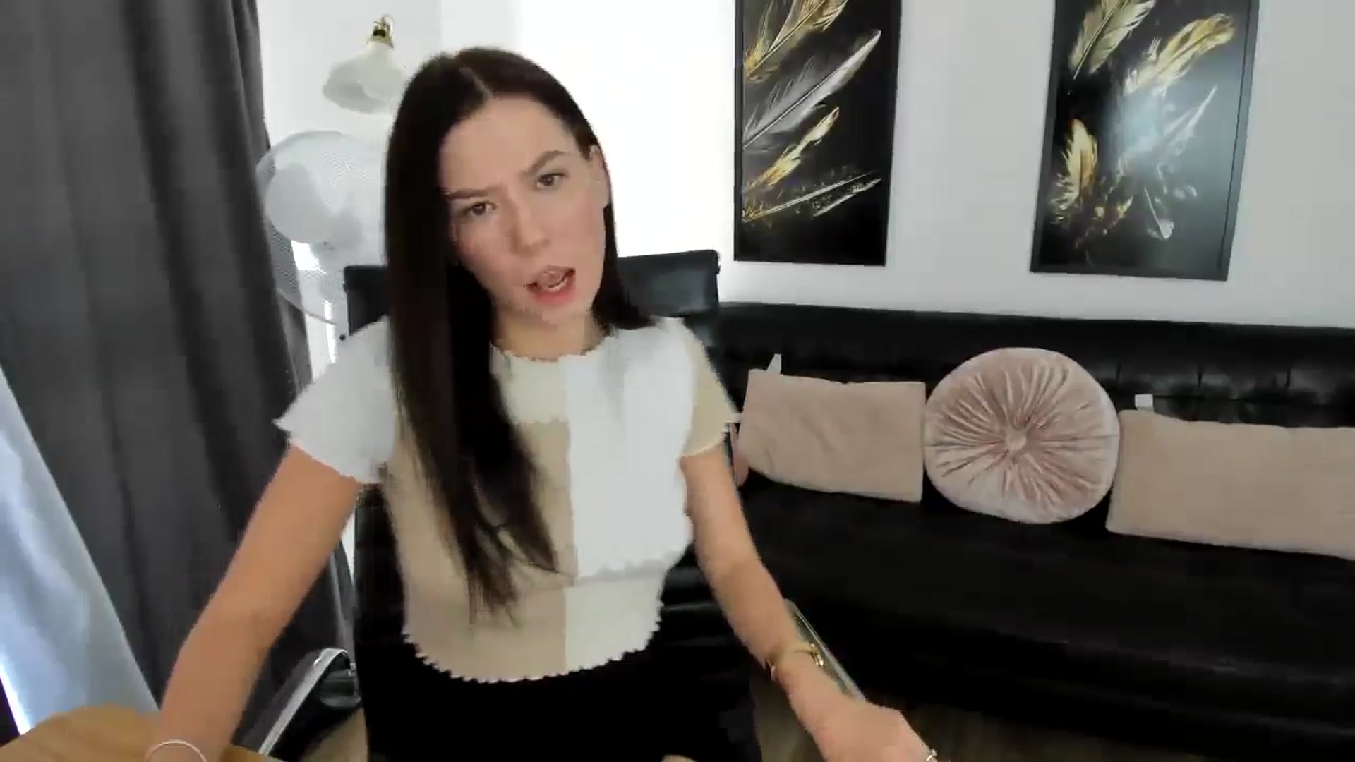 Gallery image thumbnail from Plumeriaa's myfreecams stream on, 07/31/2024, 12:32 image 11 of 20