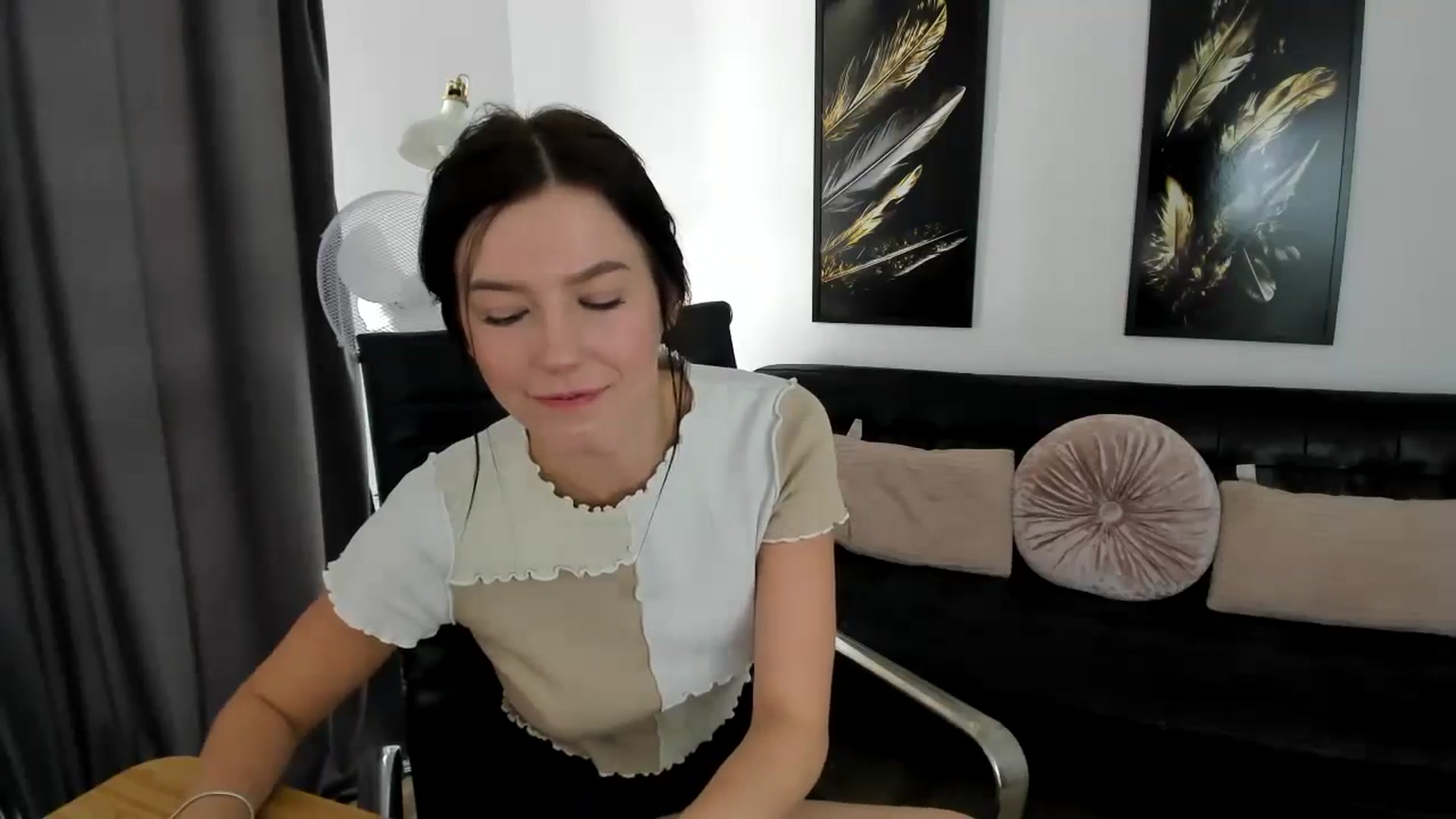 Gallery image thumbnail from Plumeriaa's myfreecams stream on, 07/31/2024, 12:58 image 15 of 20