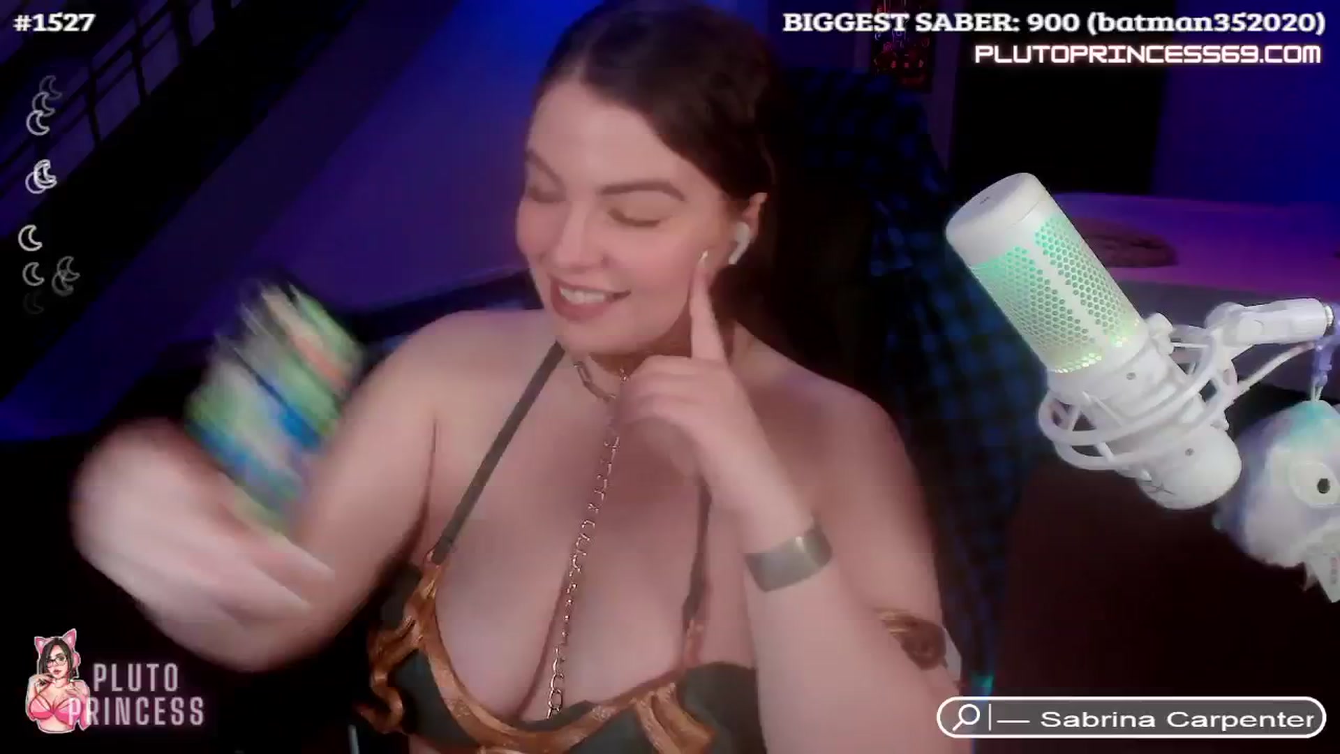 Gallery image thumbnail from PlutoPrincess's myfreecams stream on, 05/05/2024, 02:54 image 10 of 20