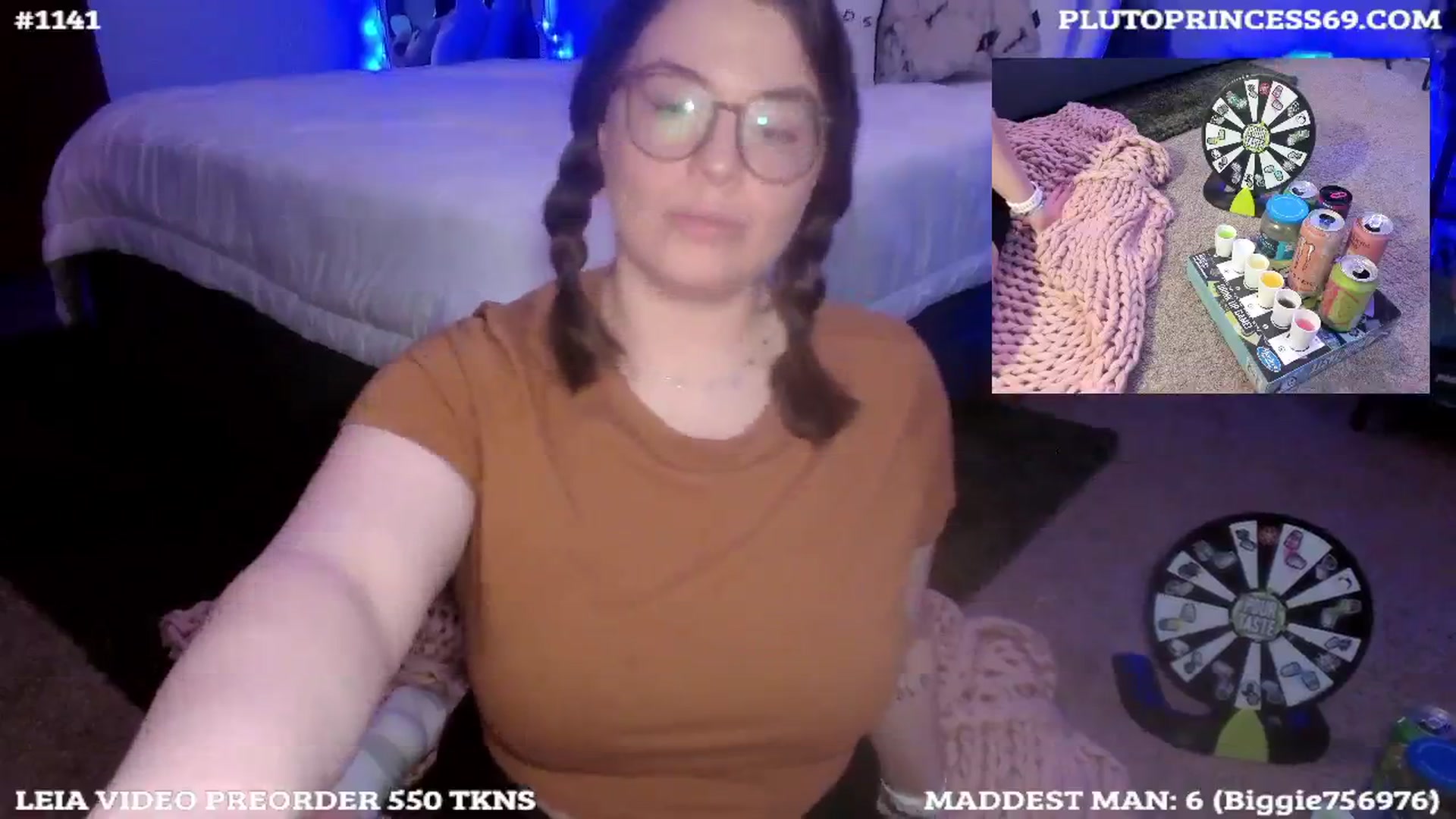 Gallery image thumbnail from PlutoPrincess's myfreecams stream on, 05/10/2024, 07:00 image 8 of 20