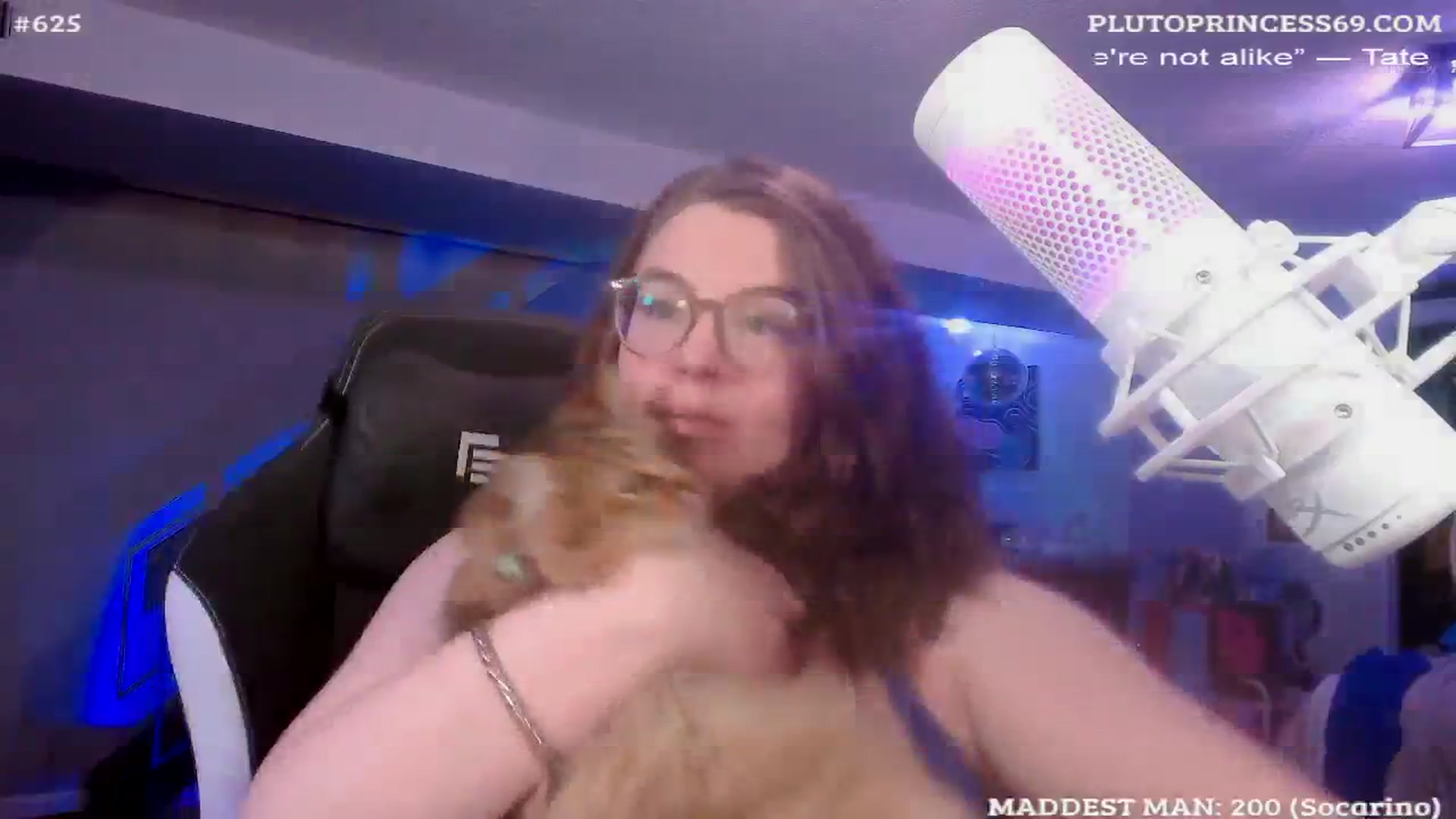 Gallery image thumbnail from PlutoPrincess's myfreecams stream on, 05/16/2024, 06:57 image 3 of 20