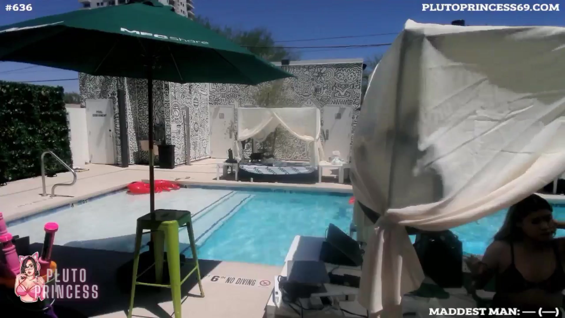 Gallery image thumbnail from PlutoPrincess's myfreecams stream on, 05/21/2024, 21:08 image 12 of 20
