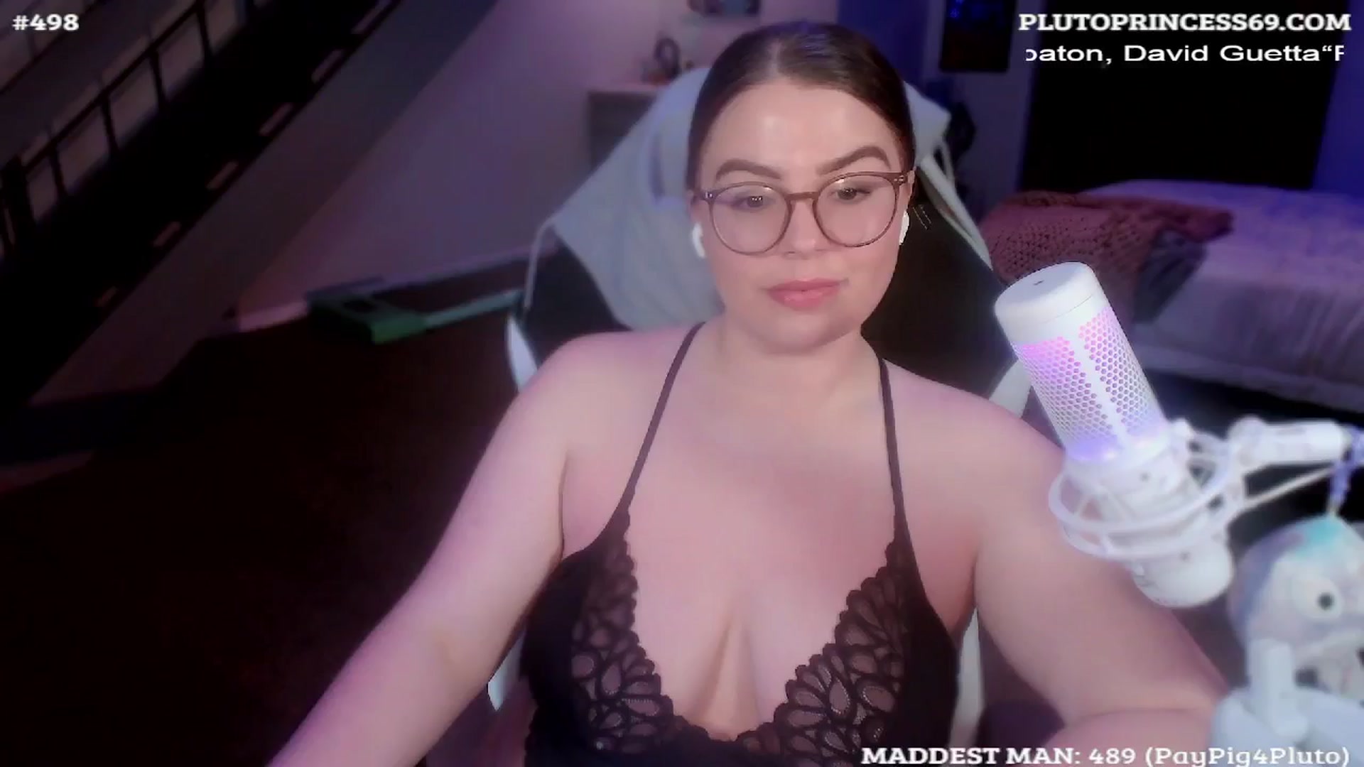 Gallery image thumbnail from PlutoPrincess's myfreecams stream on, 05/29/2024, 06:09 image 6 of 20