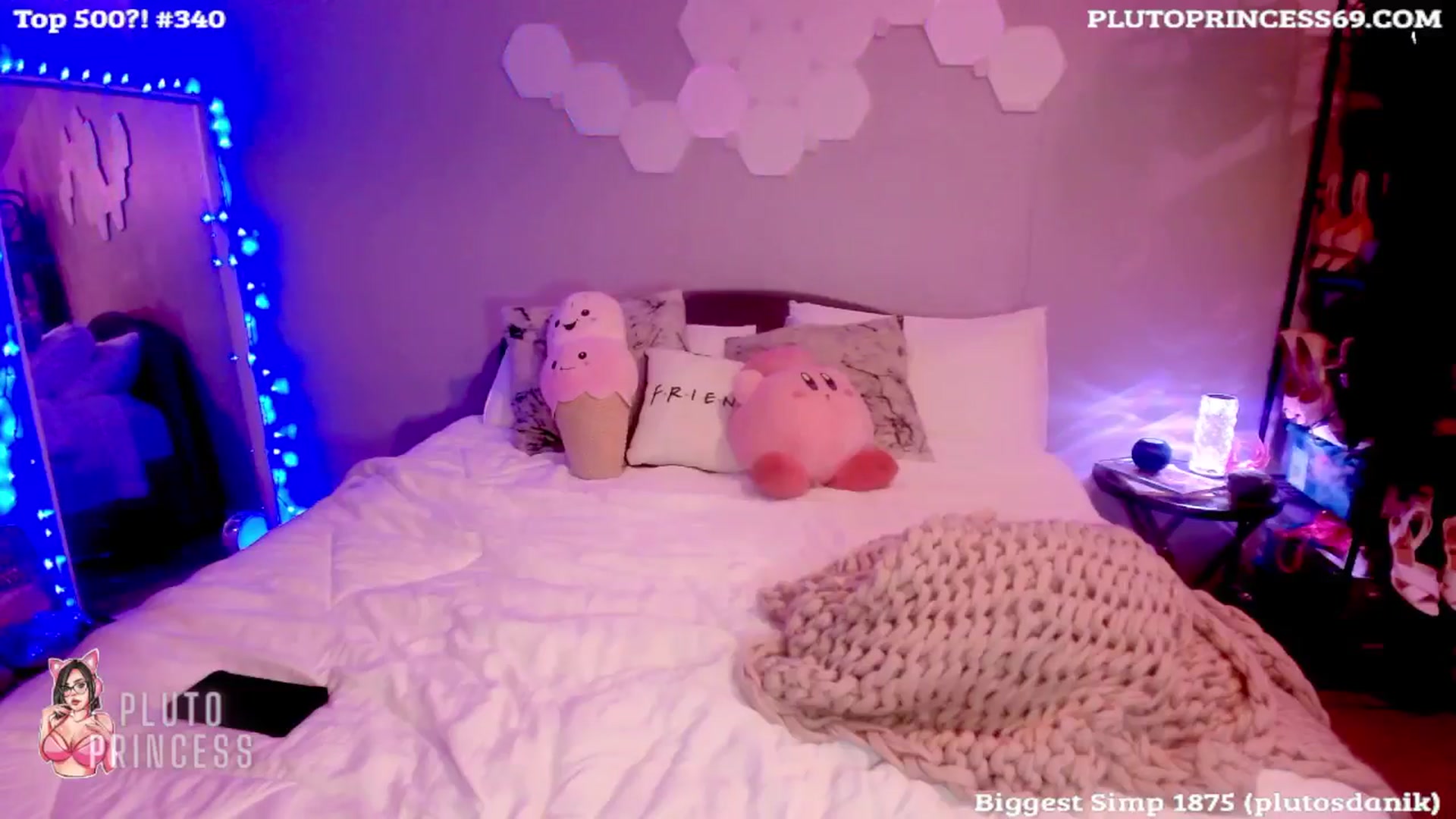Gallery image thumbnail from PlutoPrincess's myfreecams stream on, 06/03/2024, 01:56 image 15 of 20