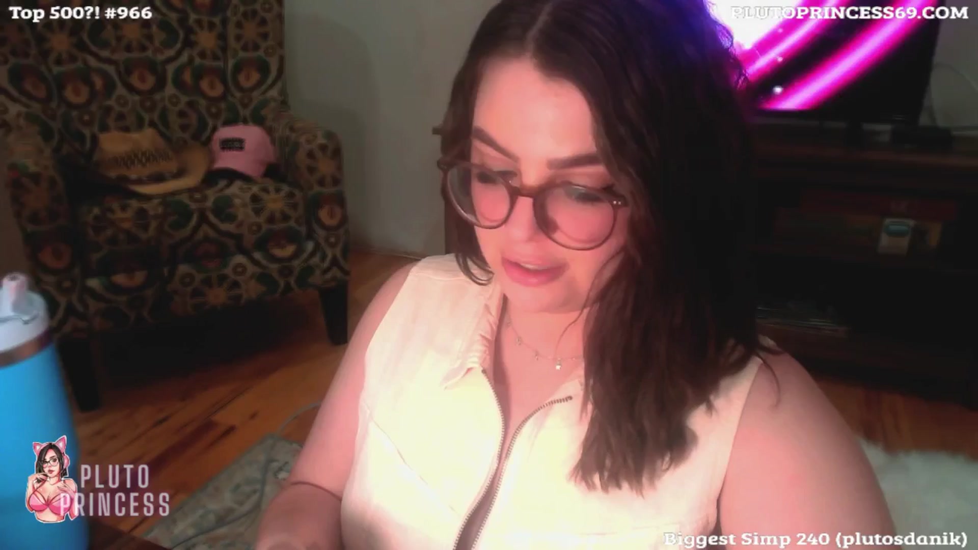 Gallery image thumbnail from PlutoPrincess's myfreecams stream on, 06/07/2024, 07:03 image 6 of 20