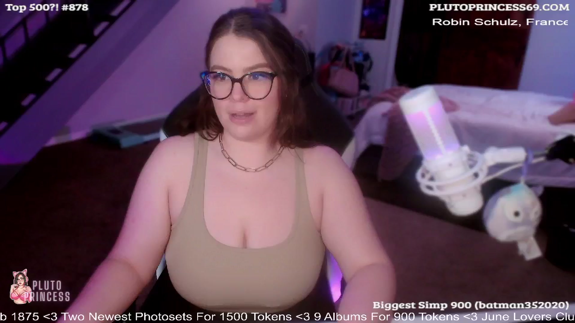 Gallery image thumbnail from PlutoPrincess's myfreecams stream on, 06/13/2024, 05:13 image 11 of 20
