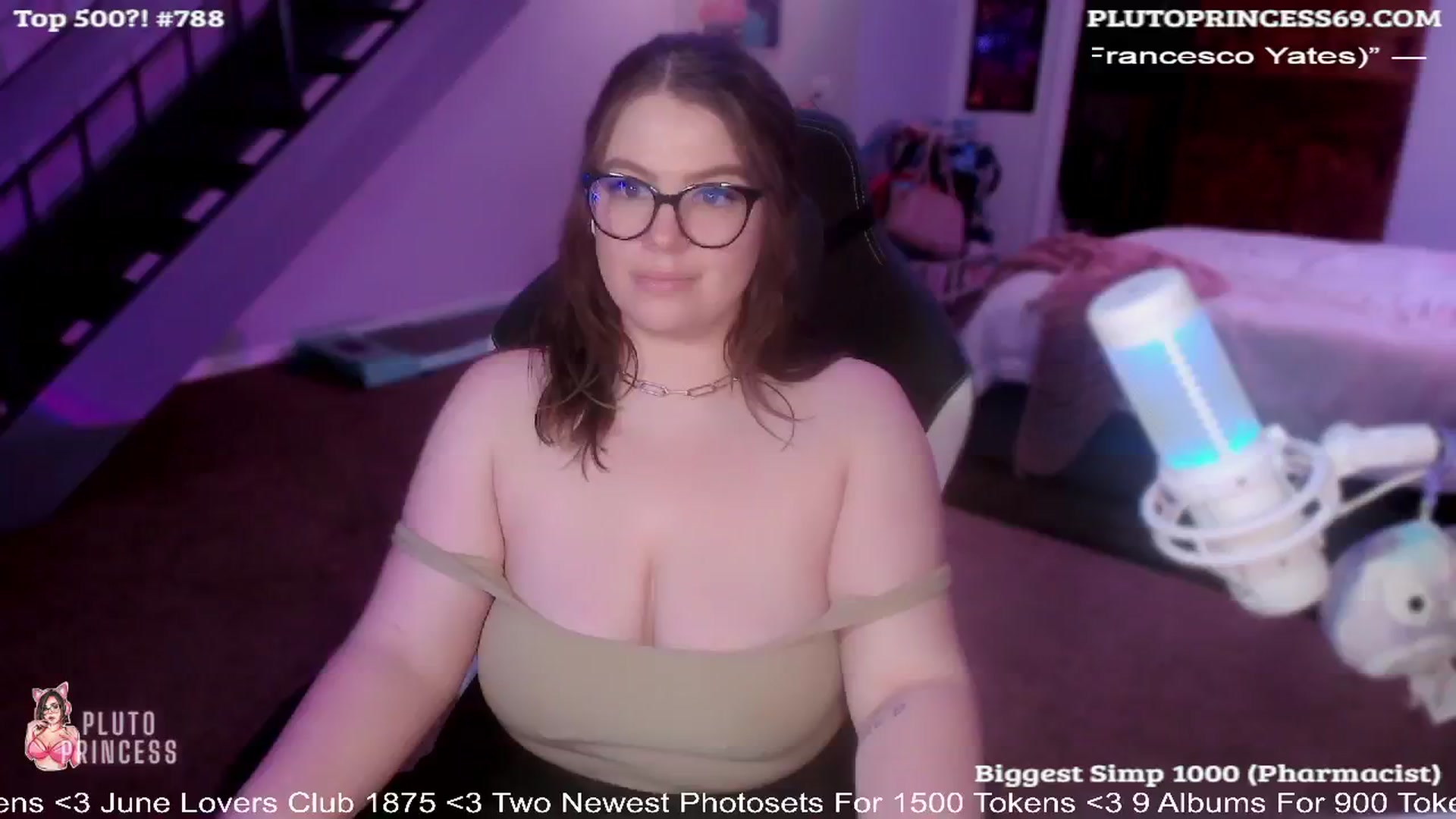 Gallery image thumbnail from PlutoPrincess's myfreecams stream on, 06/13/2024, 05:13 image 17 of 20