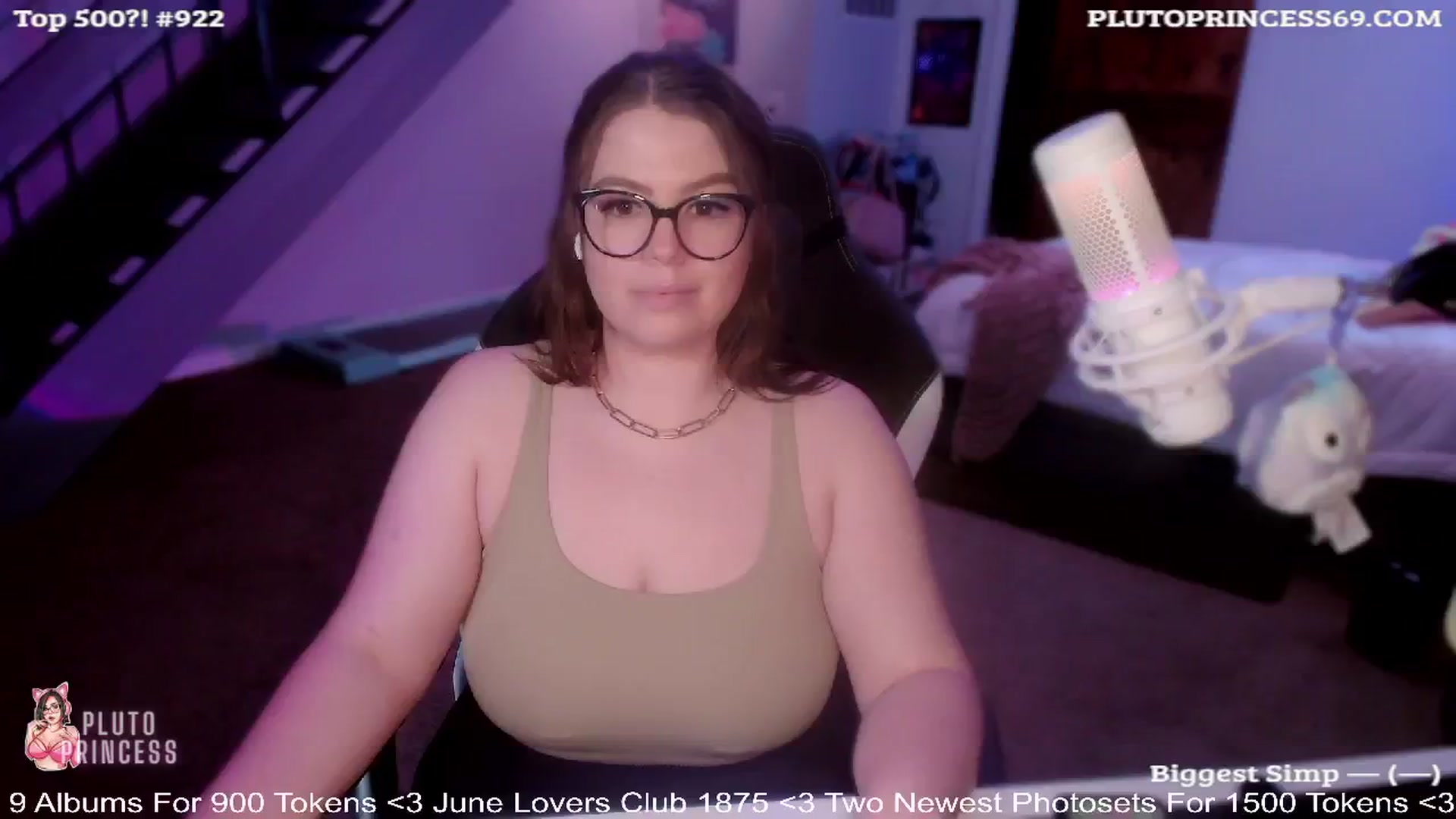 Gallery image thumbnail from PlutoPrincess's myfreecams stream on, 06/13/2024, 05:13 image 1 of 20