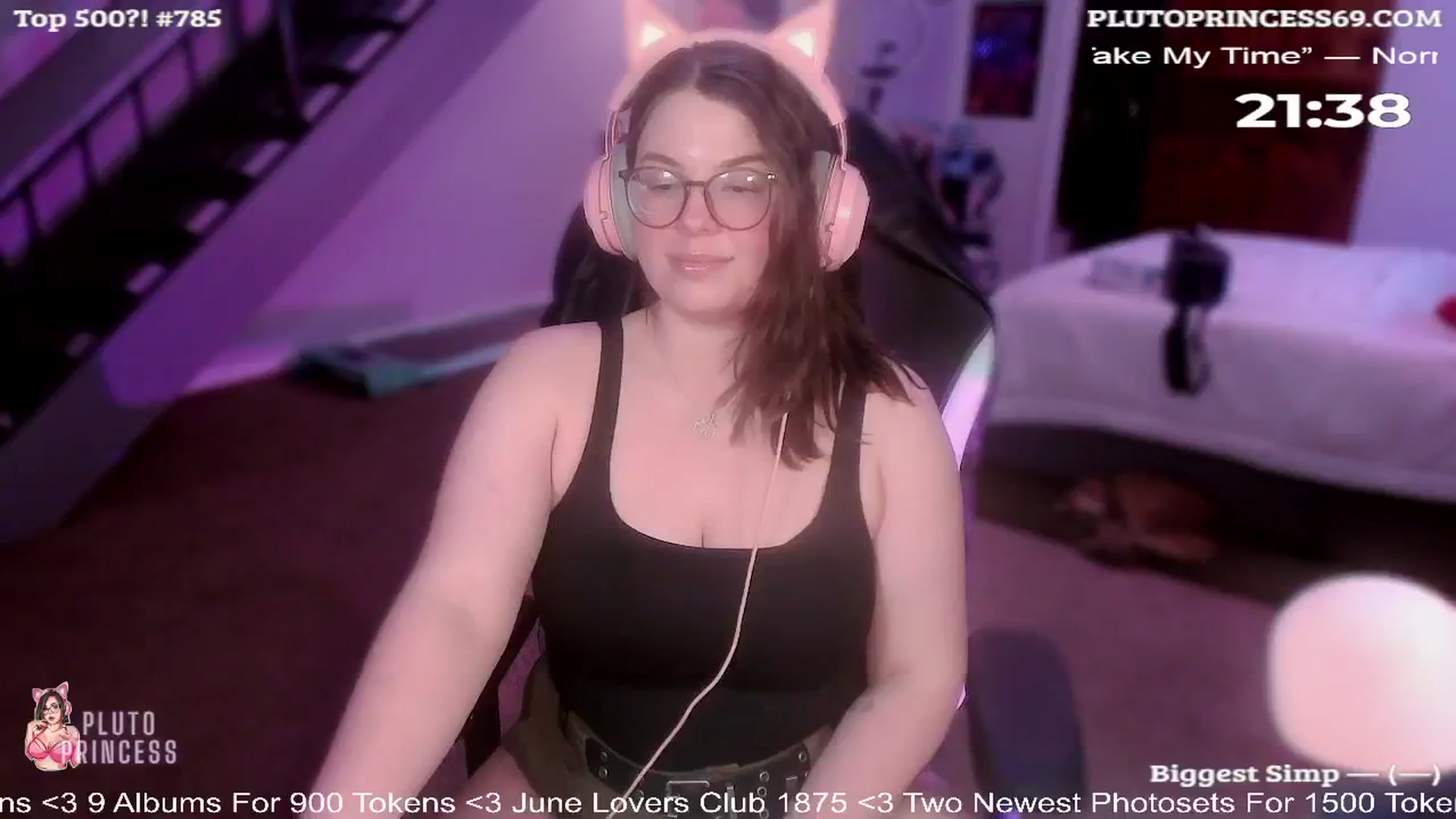Gallery image thumbnail from PlutoPrincess's myfreecams stream on, 06/14/2024, 06:14 image 3 of 20