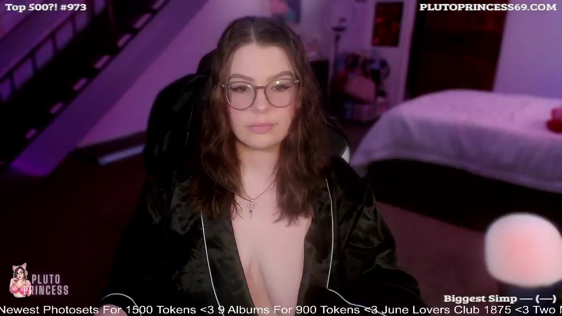 Gallery image thumbnail from PlutoPrincess's myfreecams stream on, 06/16/2024, 06:35 image 7 of 20