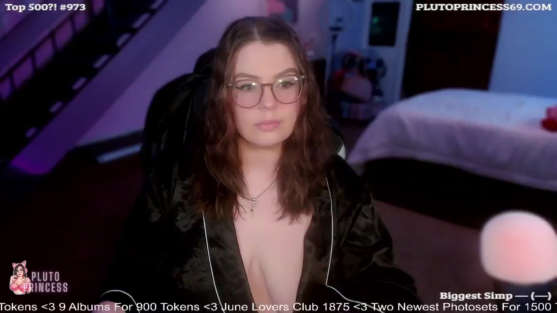 Gallery image thumbnail from PlutoPrincess's myfreecams stream on, 06/16/2024, 06:35 image 6 of 20