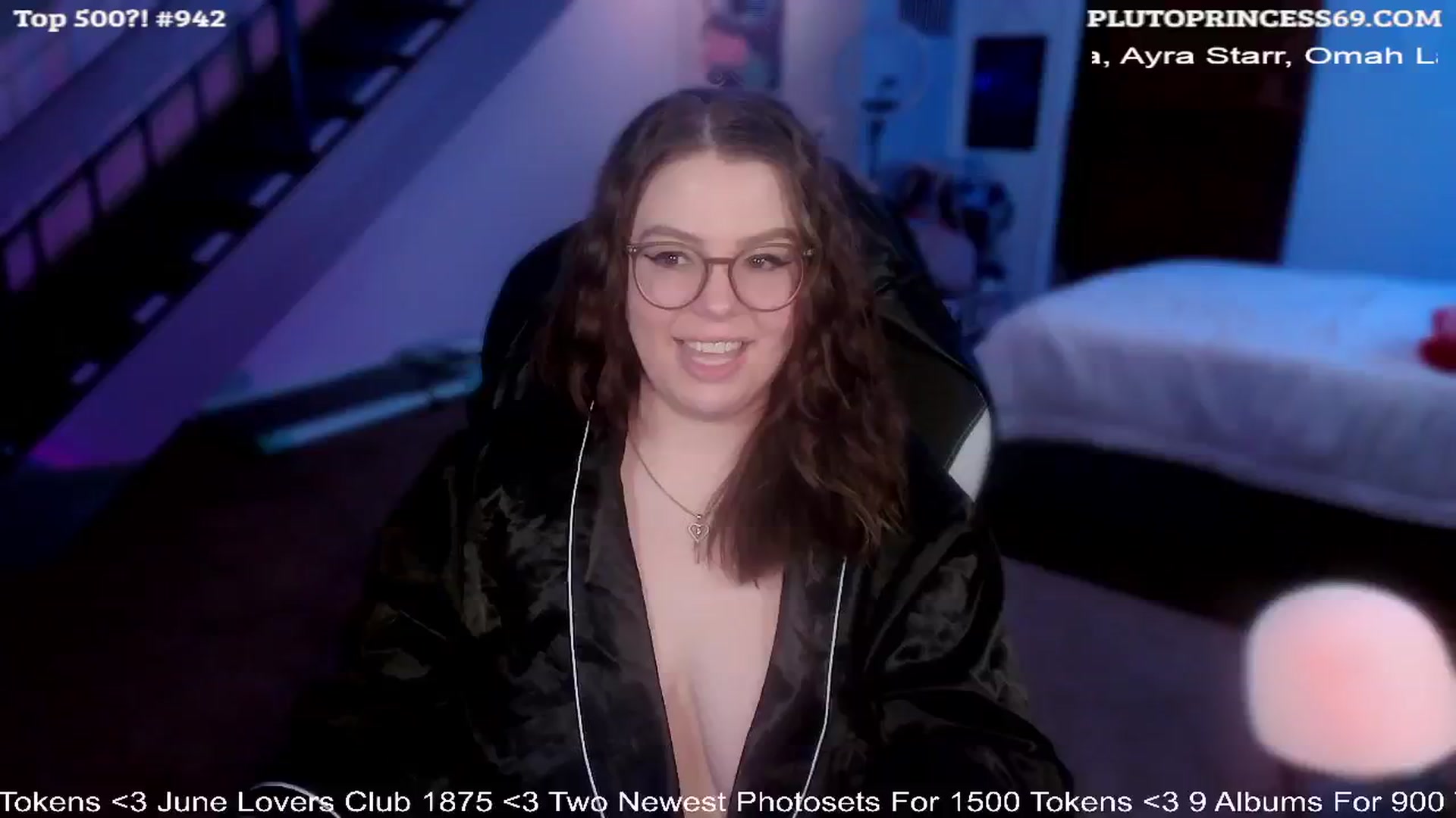 Gallery image thumbnail from PlutoPrincess's myfreecams stream on, 06/16/2024, 08:42 image 16 of 20
