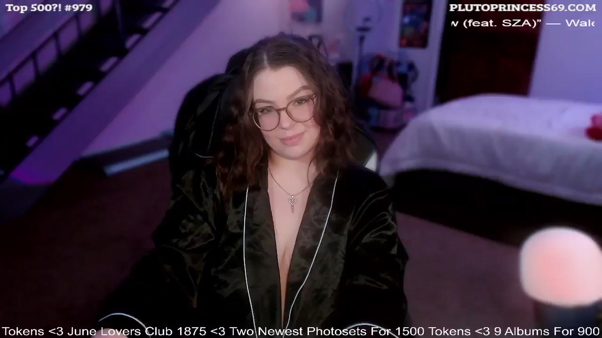 Gallery image thumbnail from PlutoPrincess's myfreecams stream on, 06/16/2024, 08:42 image 10 of 20