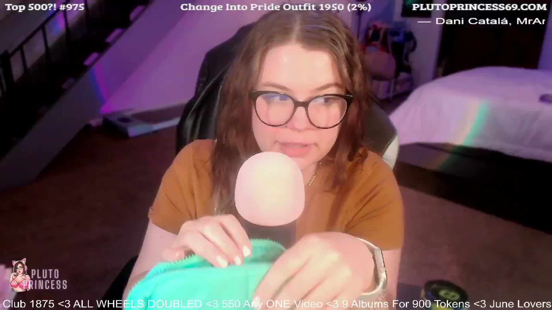 Gallery image thumbnail from PlutoPrincess's myfreecams stream on, 06/25/2024, 07:35 image 13 of 20