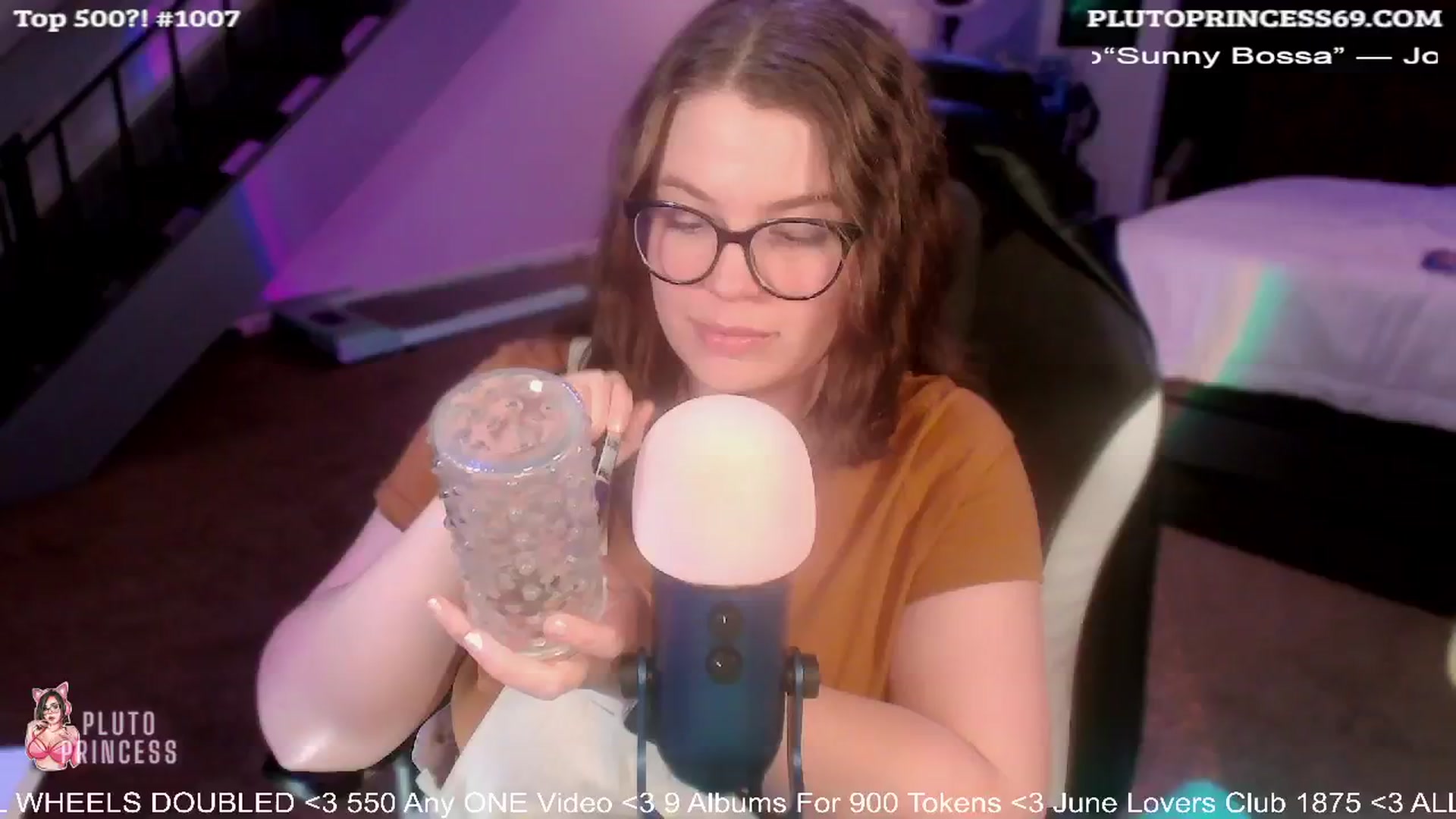 Gallery image thumbnail from PlutoPrincess's myfreecams stream on, 06/25/2024, 07:35 image 6 of 20