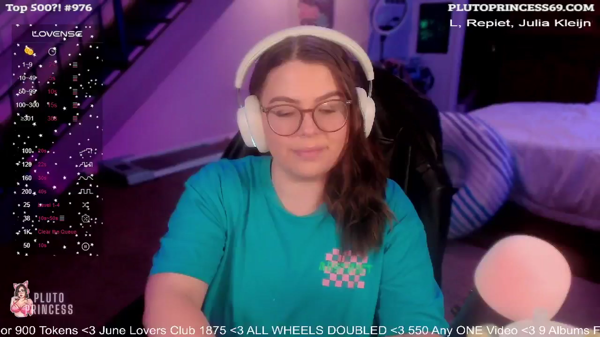 Gallery image thumbnail from PlutoPrincess's myfreecams stream on, 06/27/2024, 05:18 image 3 of 20