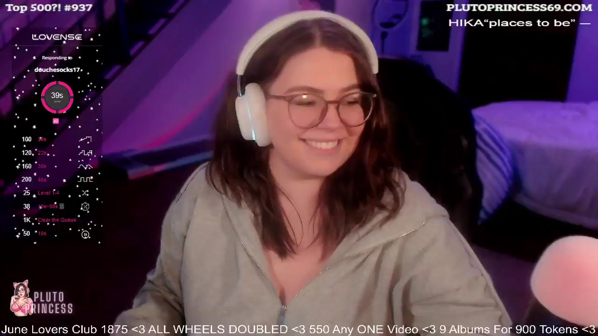 Gallery image thumbnail from PlutoPrincess's myfreecams stream on, 06/27/2024, 06:53 image 7 of 20
